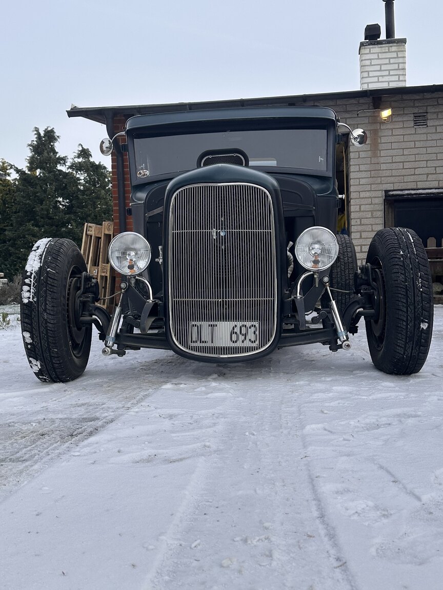 Exterior image of 1929 Ford A "HotRod"
