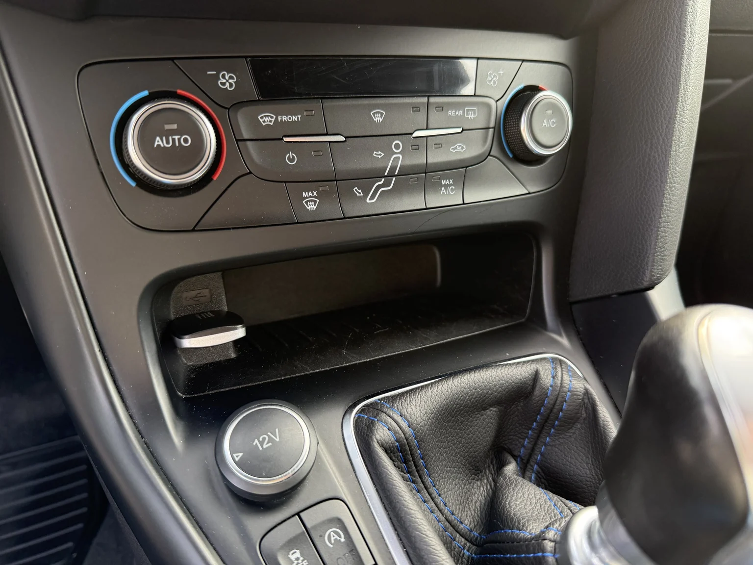 Interiörbild 2018 Ford Focus RS (24)
