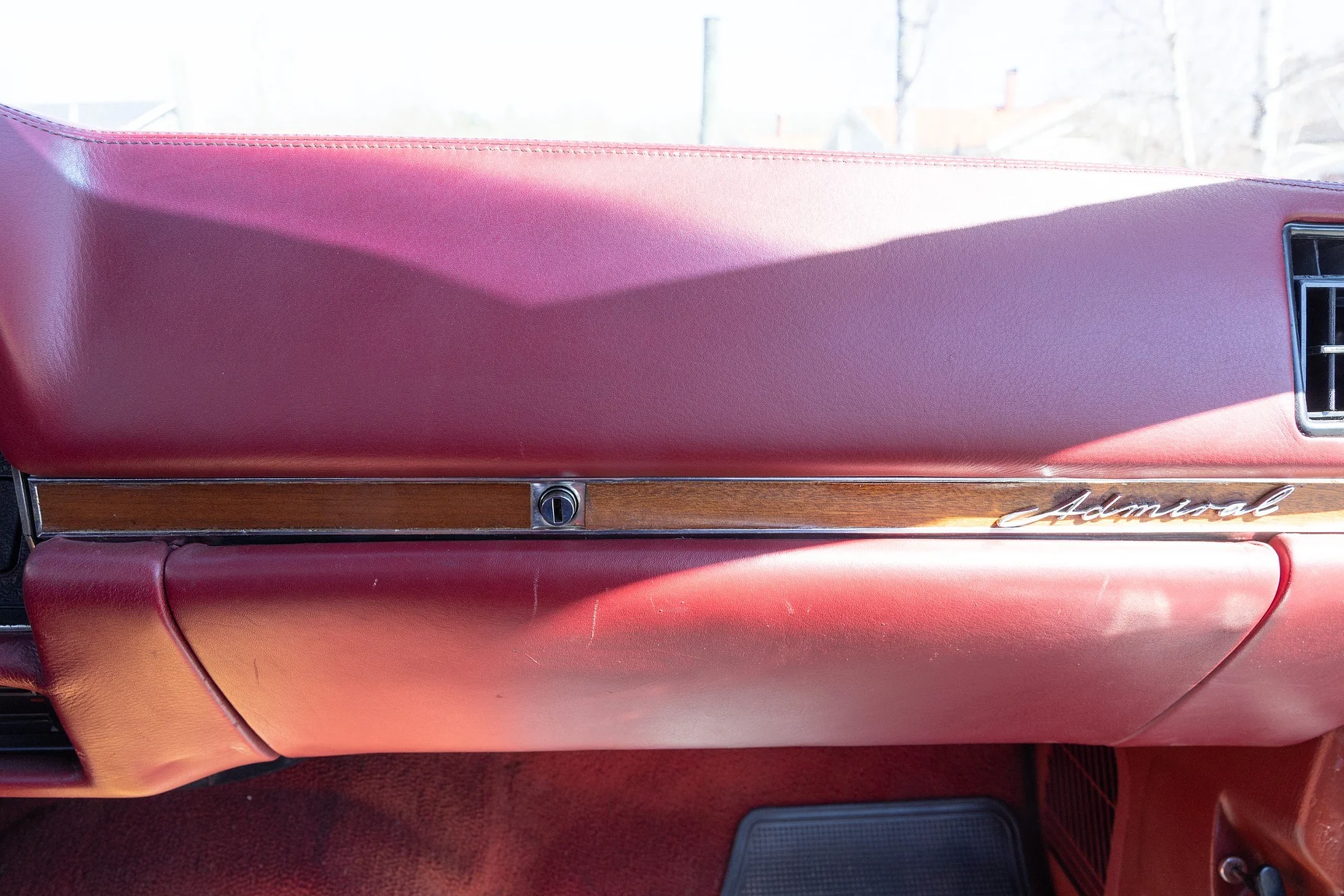 Interior image of 1970 Opel Admiral Admiral (112)