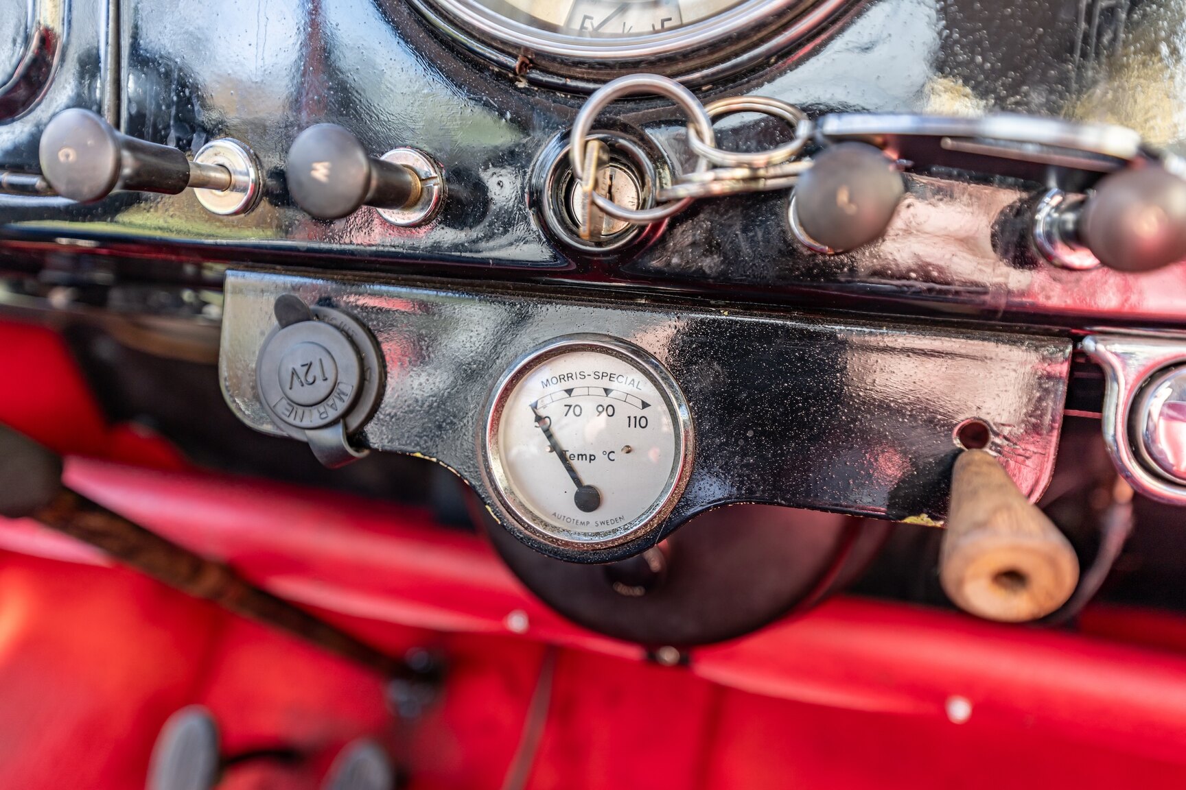 Innenraumfoto von 1958 Morris Minor 1000 2-door (37)