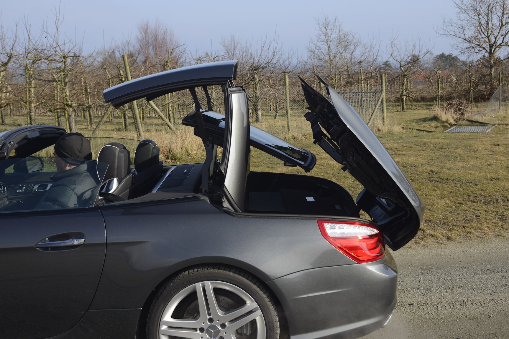 Exterior image of 2014 Mercedes-Benz SL500