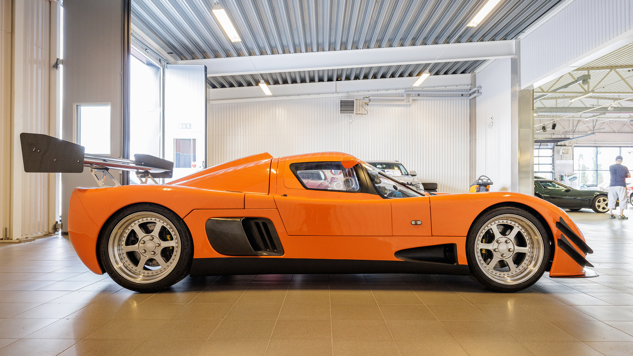 Exterior image of 2006 Ultima GTR (4)