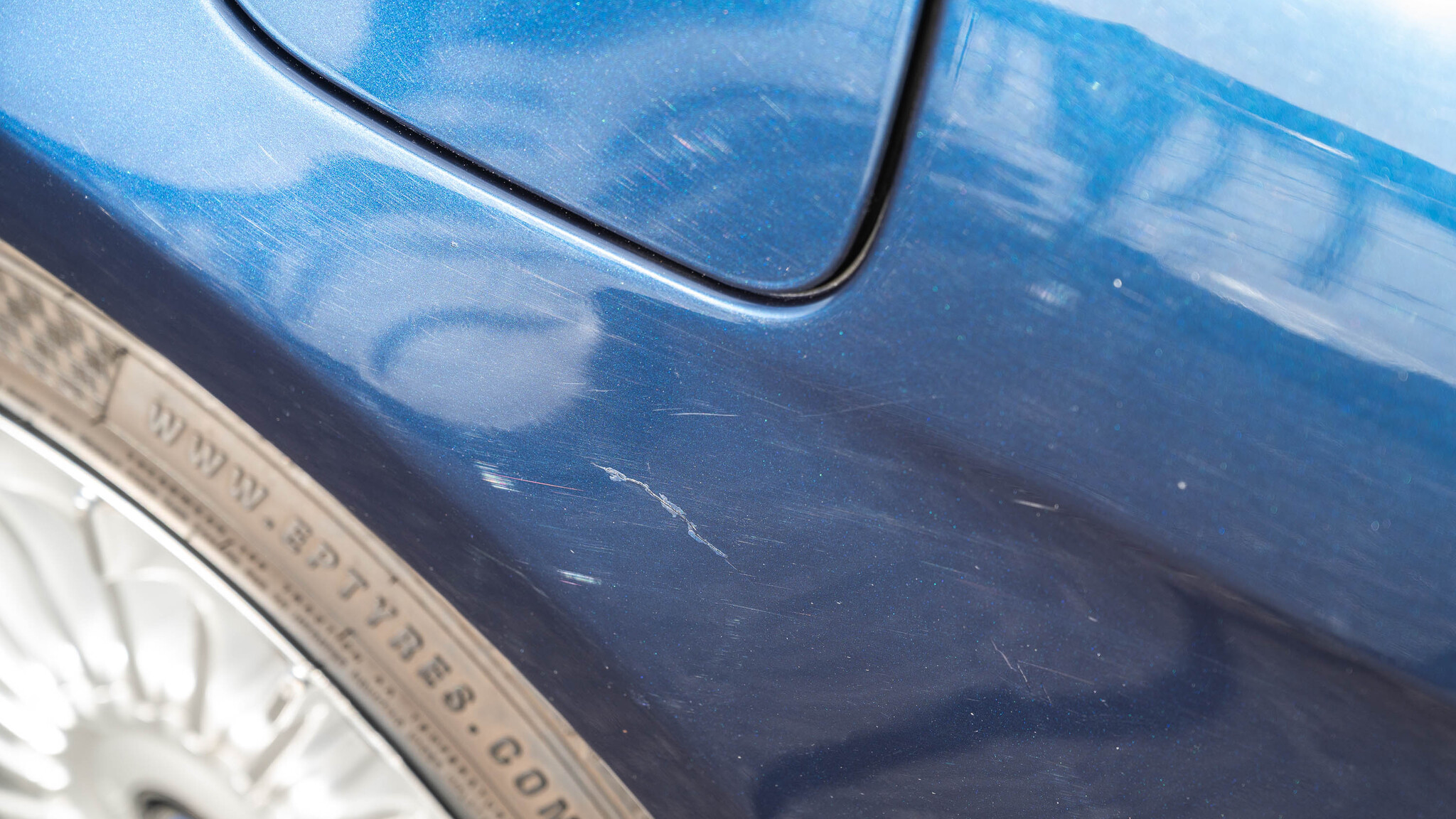 Exterior image of 2008 BMW 635d  (19)