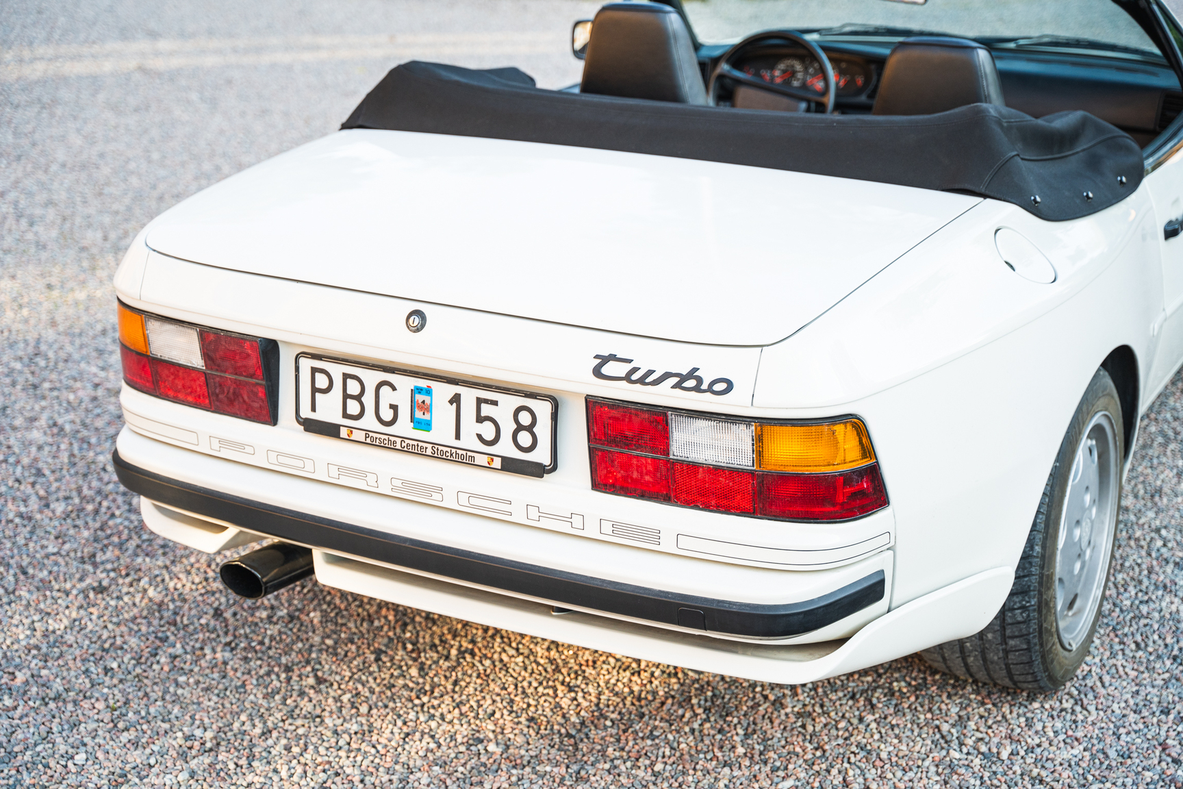 Exteriörbild på 1991 Porsche 944 Turbo Cabriolet