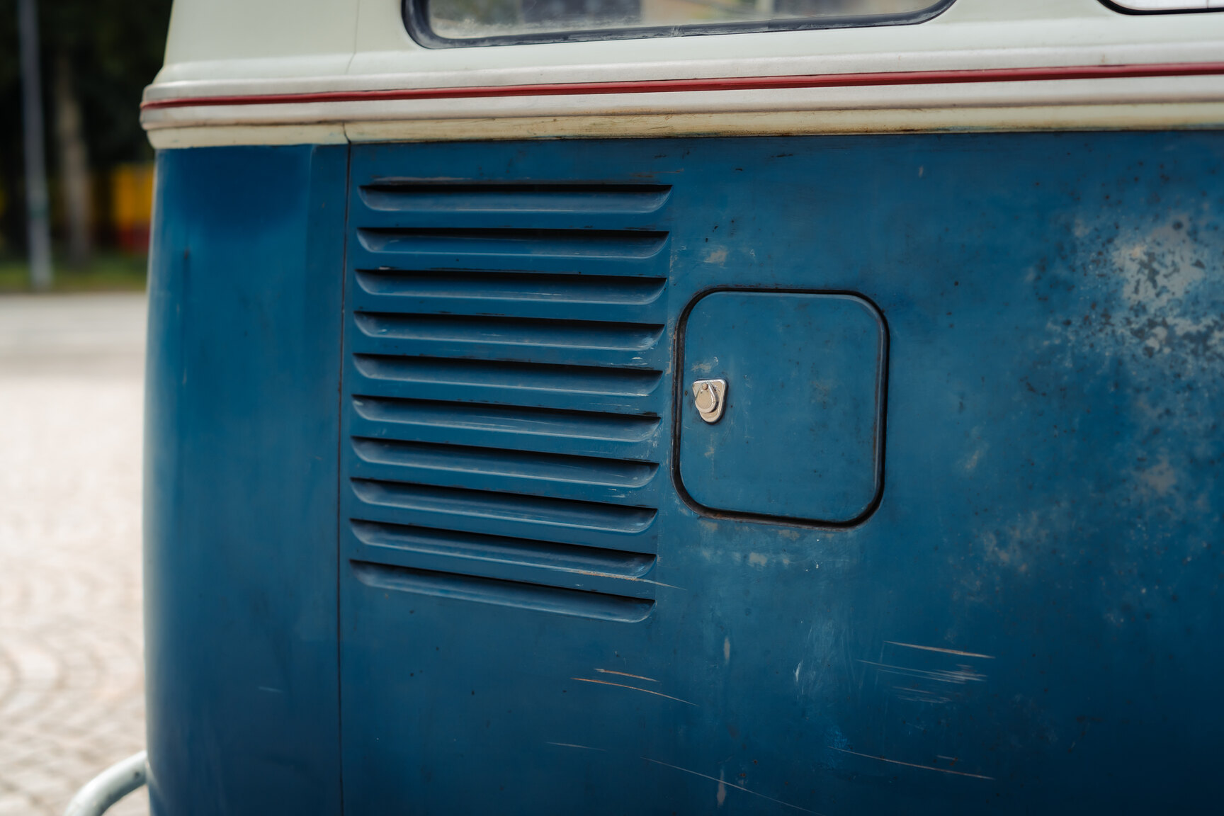 Aussenfoto 1964 Volkswagen Kleinbus Transporter 1500 Deluxe “21-fönsters Samba”