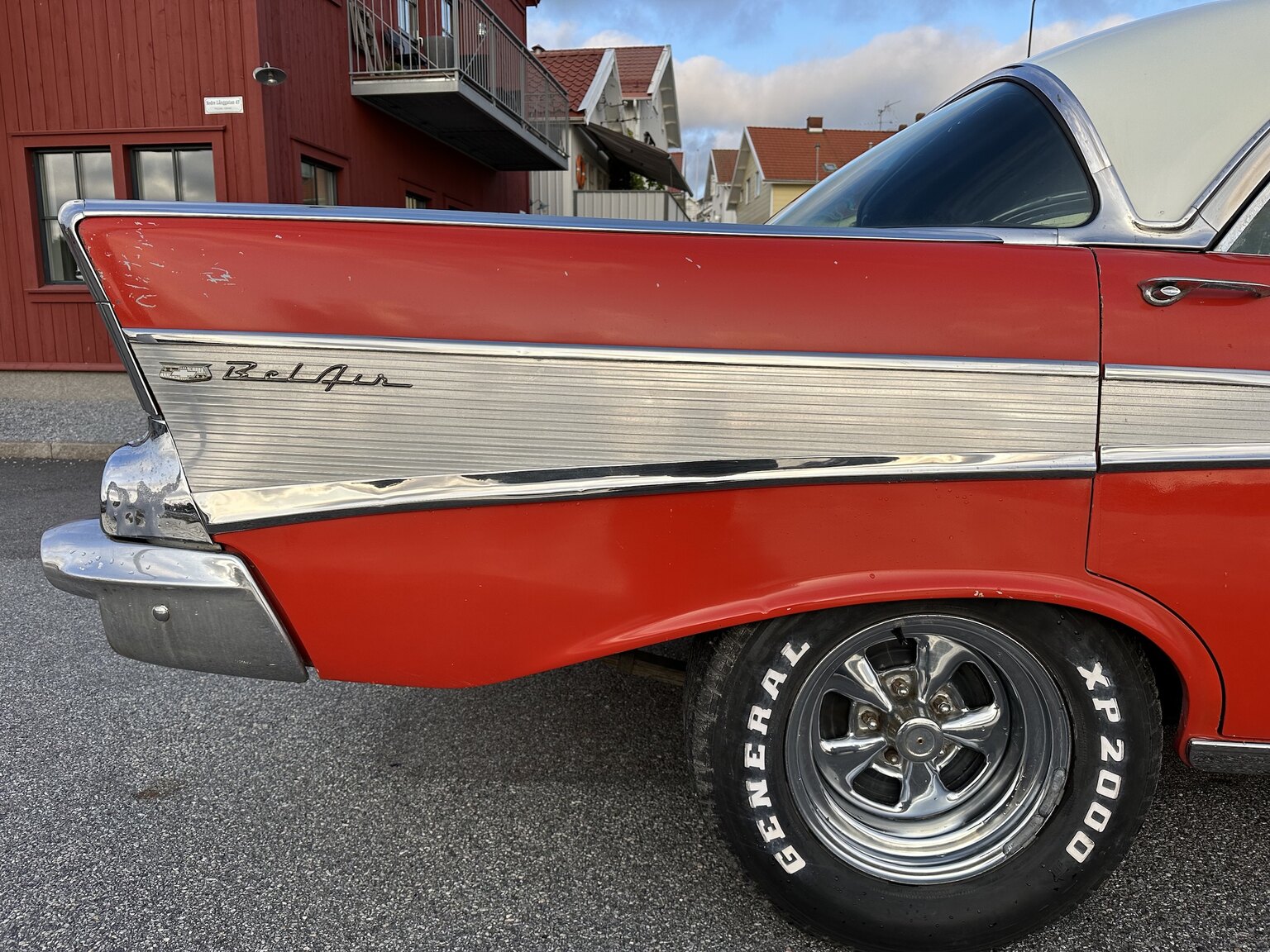 Exteriörbild på 1957 Chevrolet Bel Air (17)