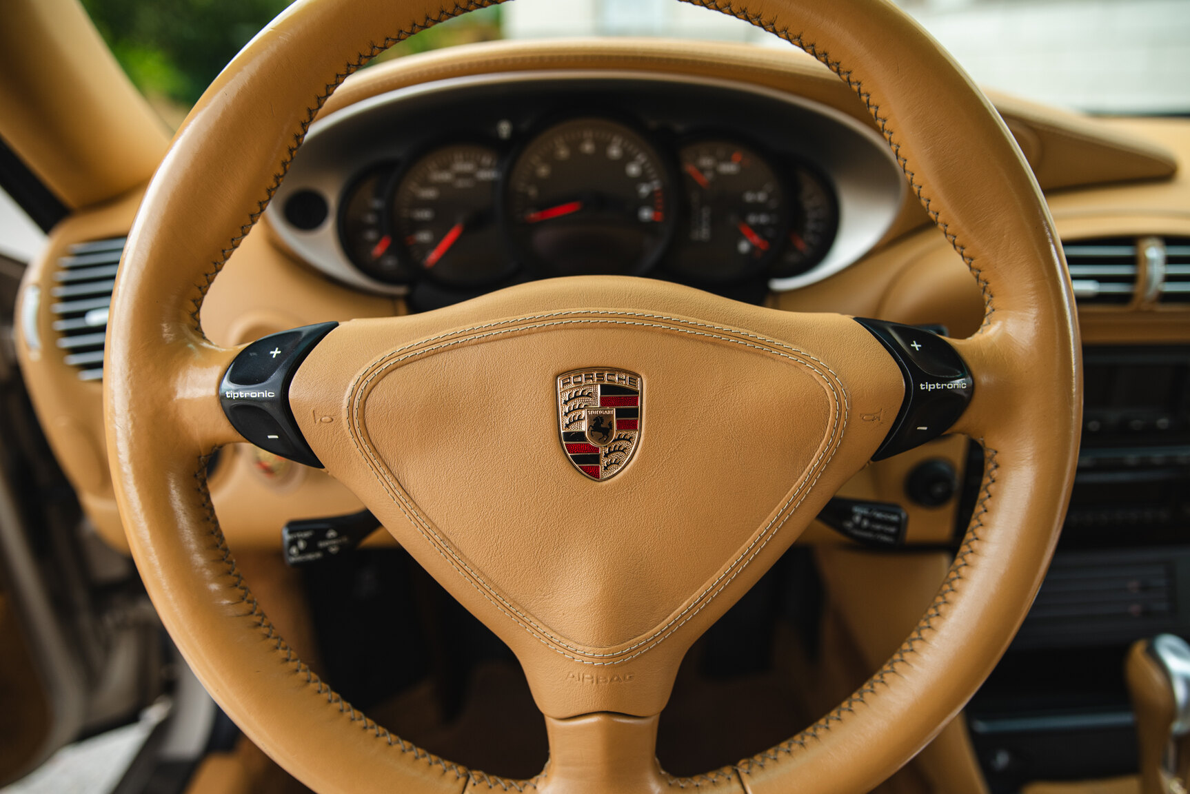 Interior image of 2004 Porsche 911 Carrera 4