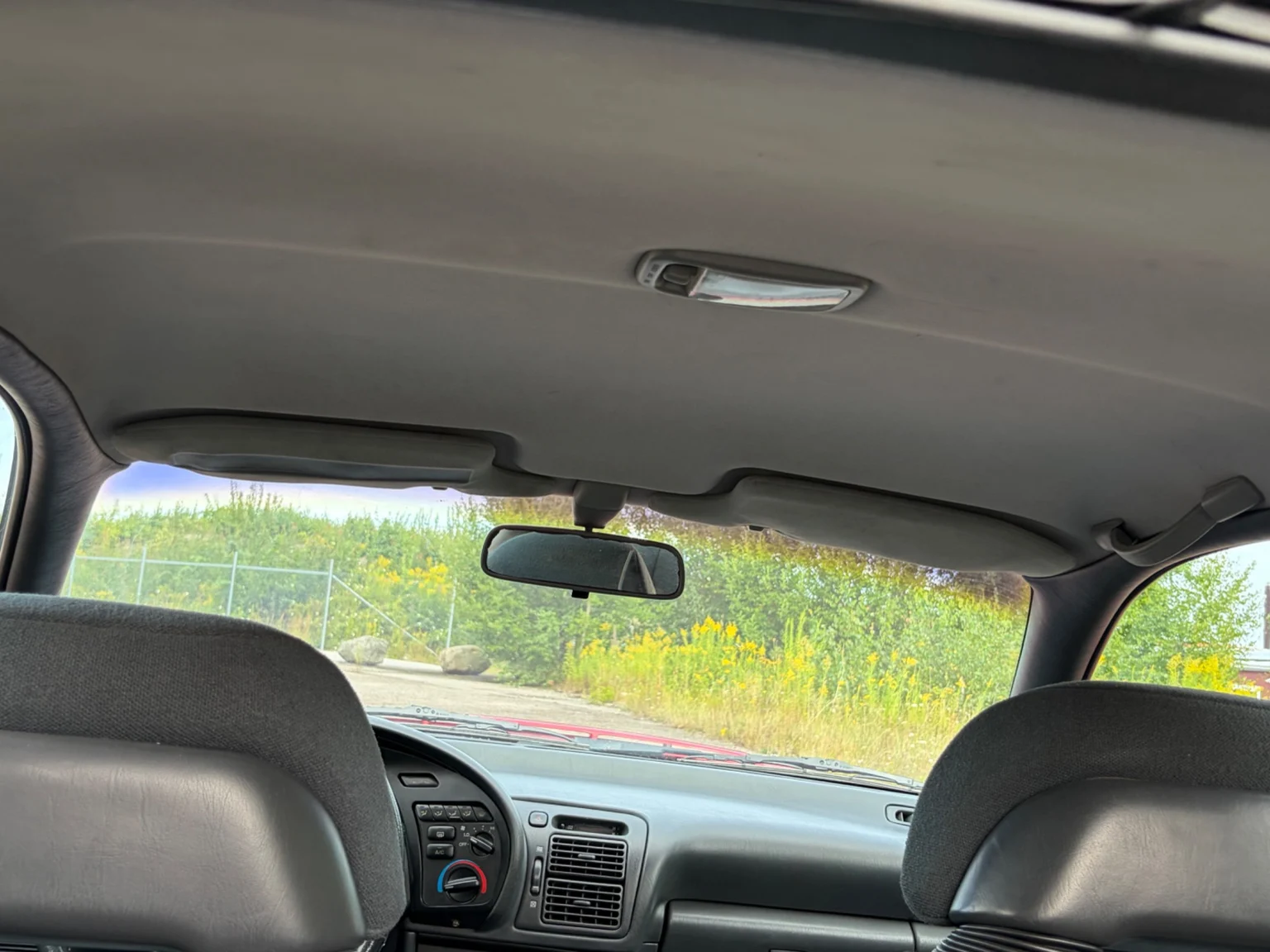 Interior image of 1991 Toyota Celica GT-Four ST185 (18)