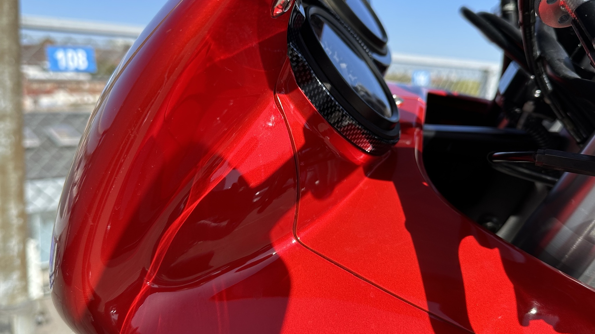 Exterior image of 1999 Suzuki TL1000S