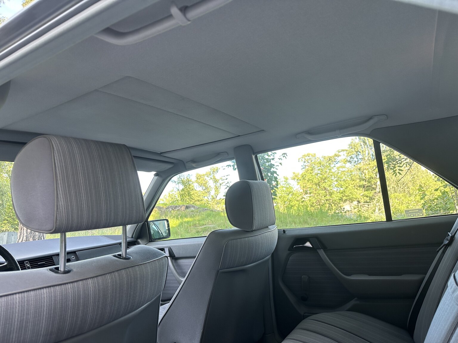 Interiörbild 1989 Mercedes-Benz 230E