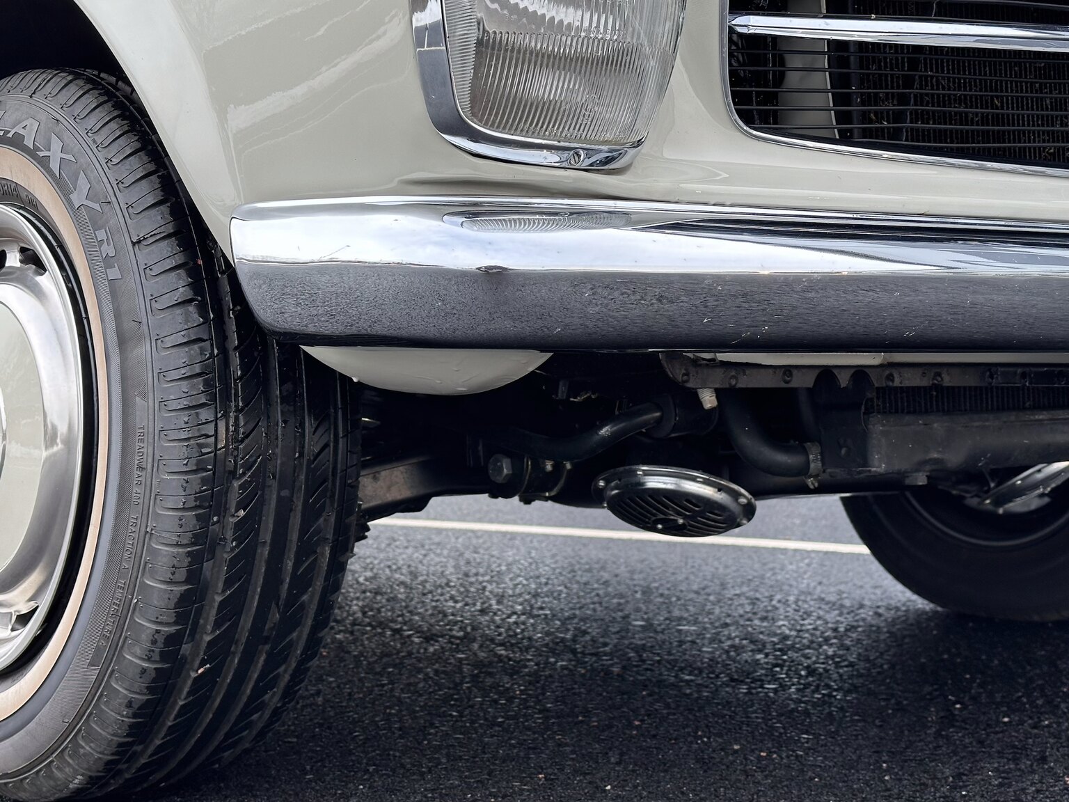 Aussenfoto 1968 Mercedes Benz SL 280 Pagoda