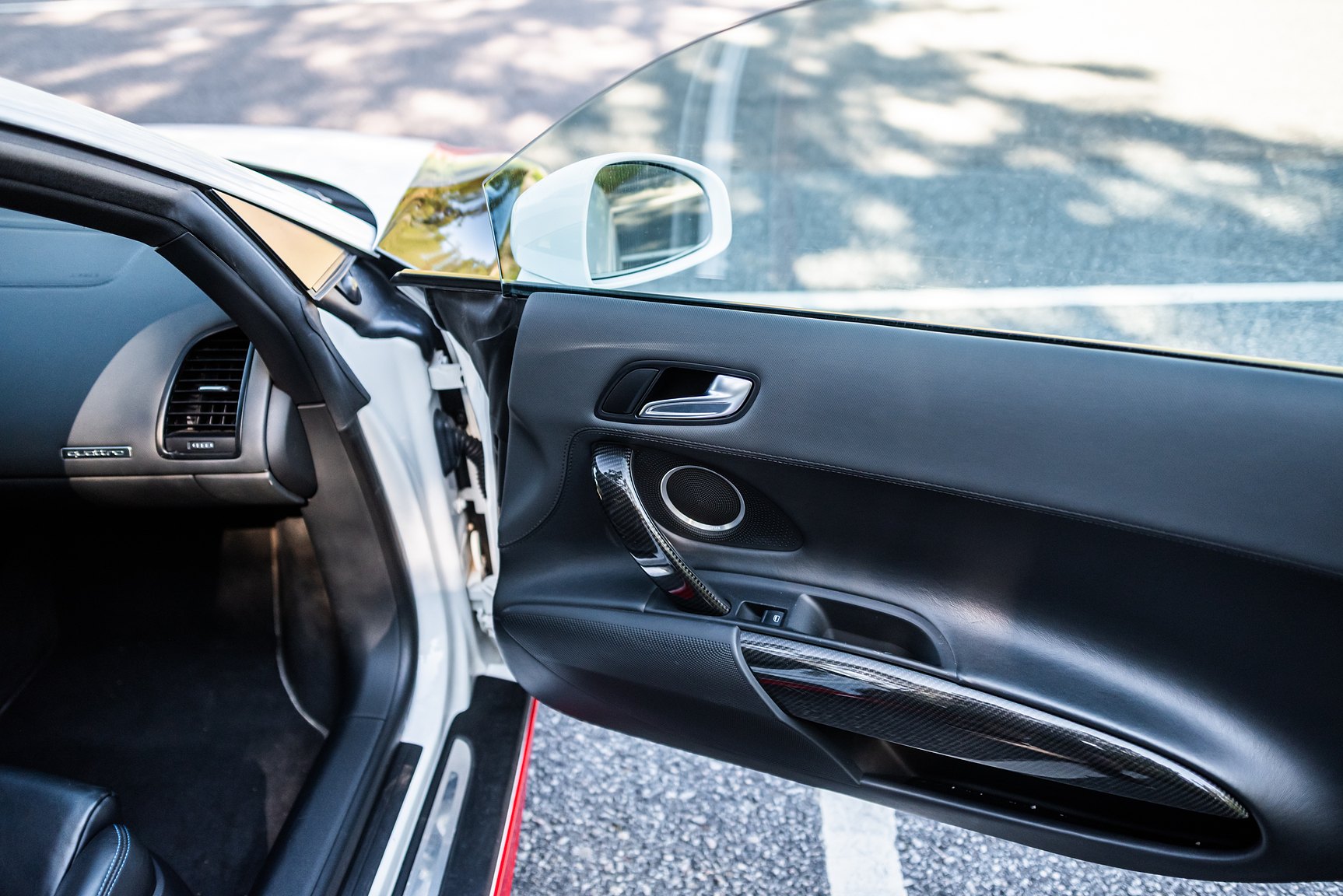 Interior image of 2008 Audi R8 4.2 V8 Turbo Manuell