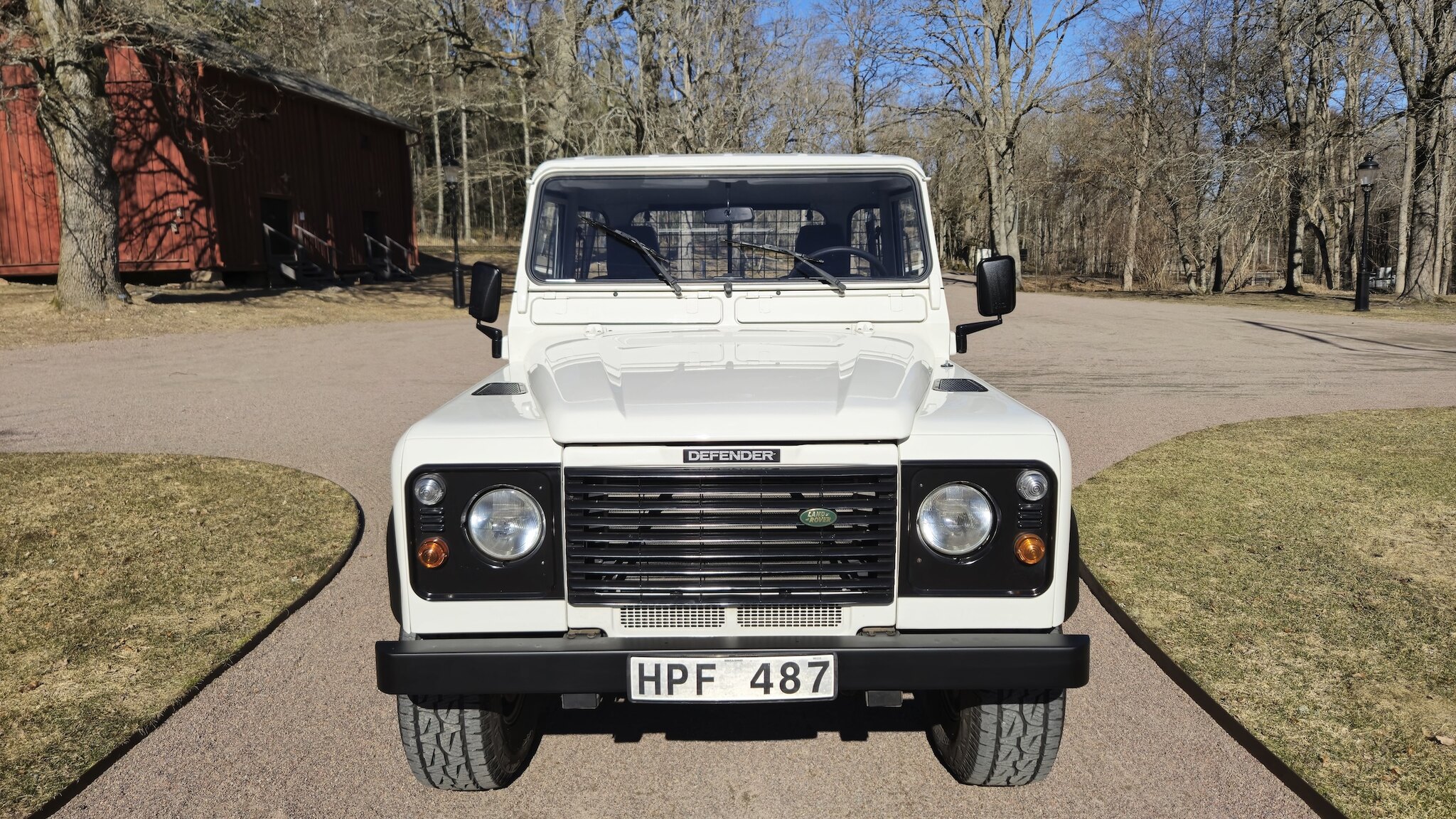 Exteriörbild på 1999 Land Rover Defender Single Cab Pickup