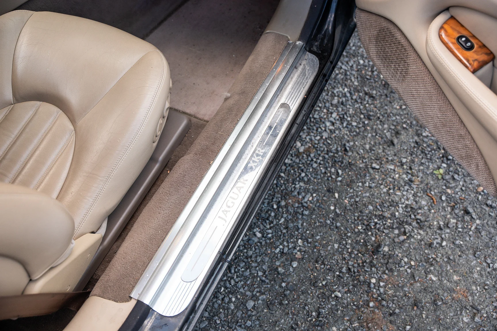 Innenraumfoto von 1999 Jaguar XKR - NO RESERVE (10)