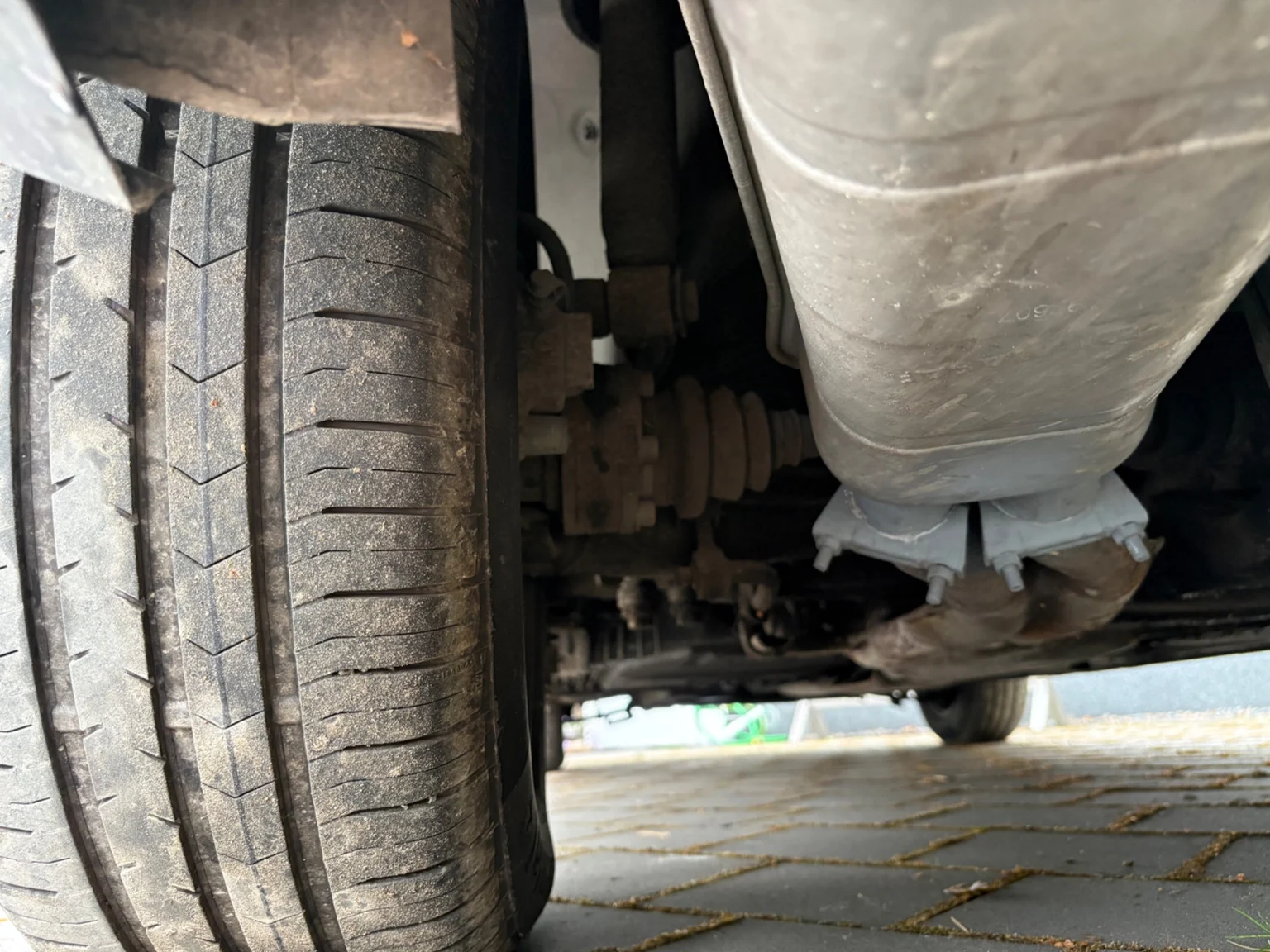 Image of 1988 BMW 730iA mechanics (42)