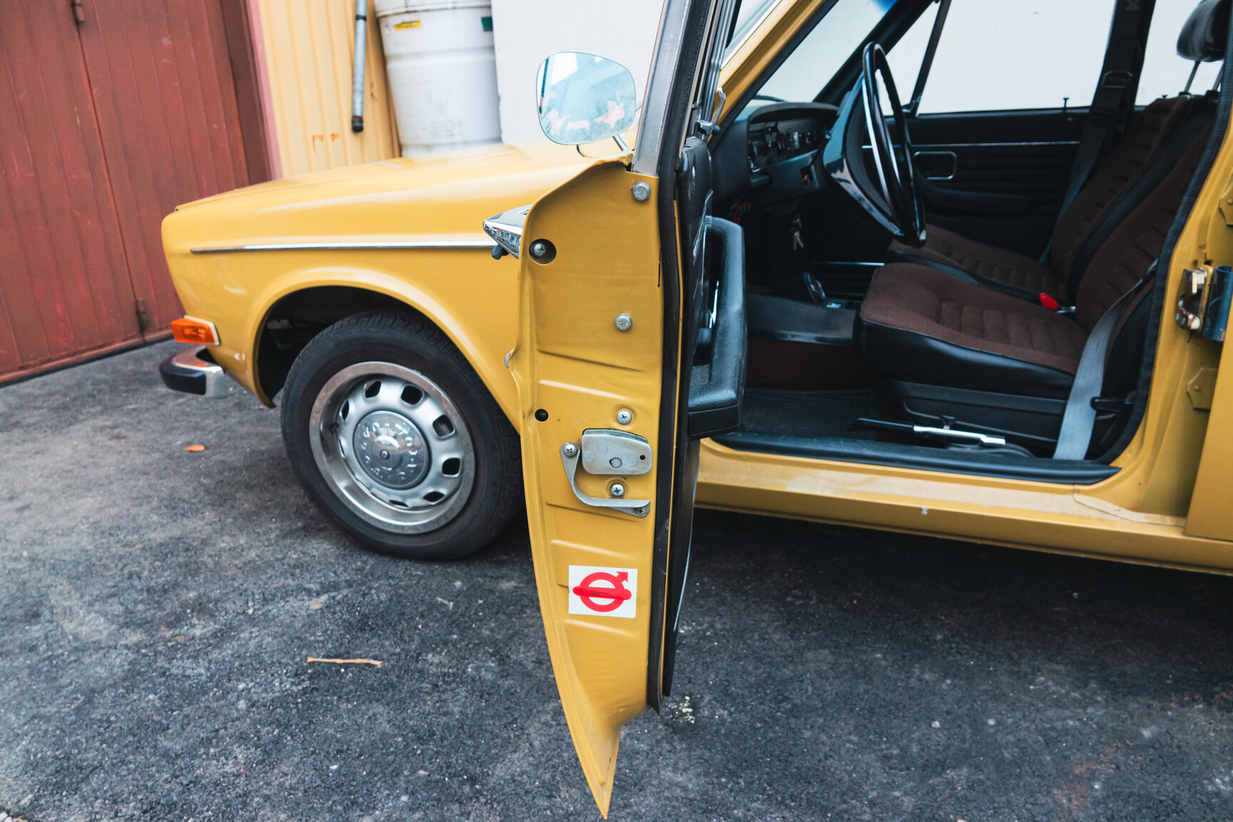 Innenraumfoto von 1971 Volvo 144 2.0 Automat