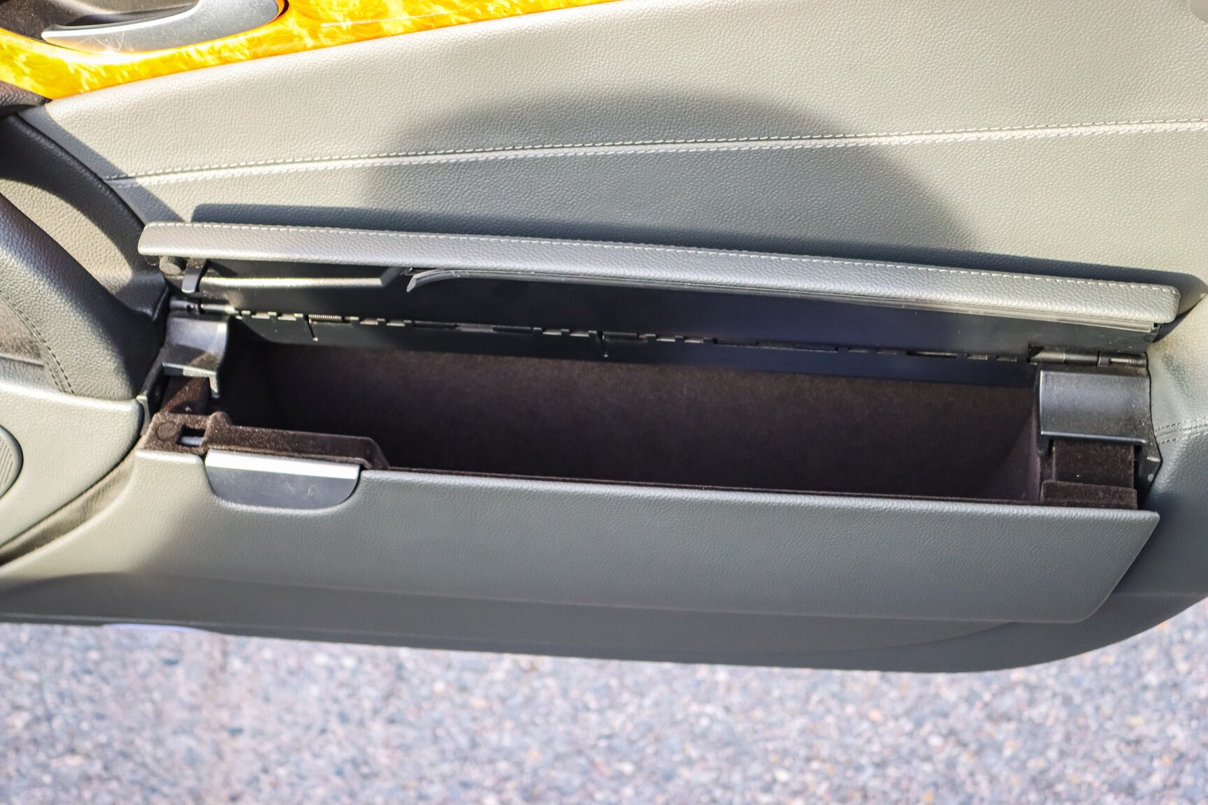 Innenraumfoto von 2006 Mercedes-Benz SL 500