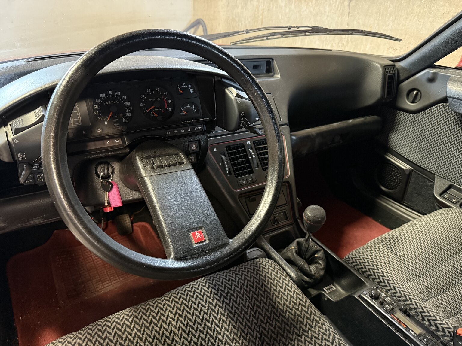 Interior image of 1988 Citroën CX 25 2.5 GTi Turbo II
