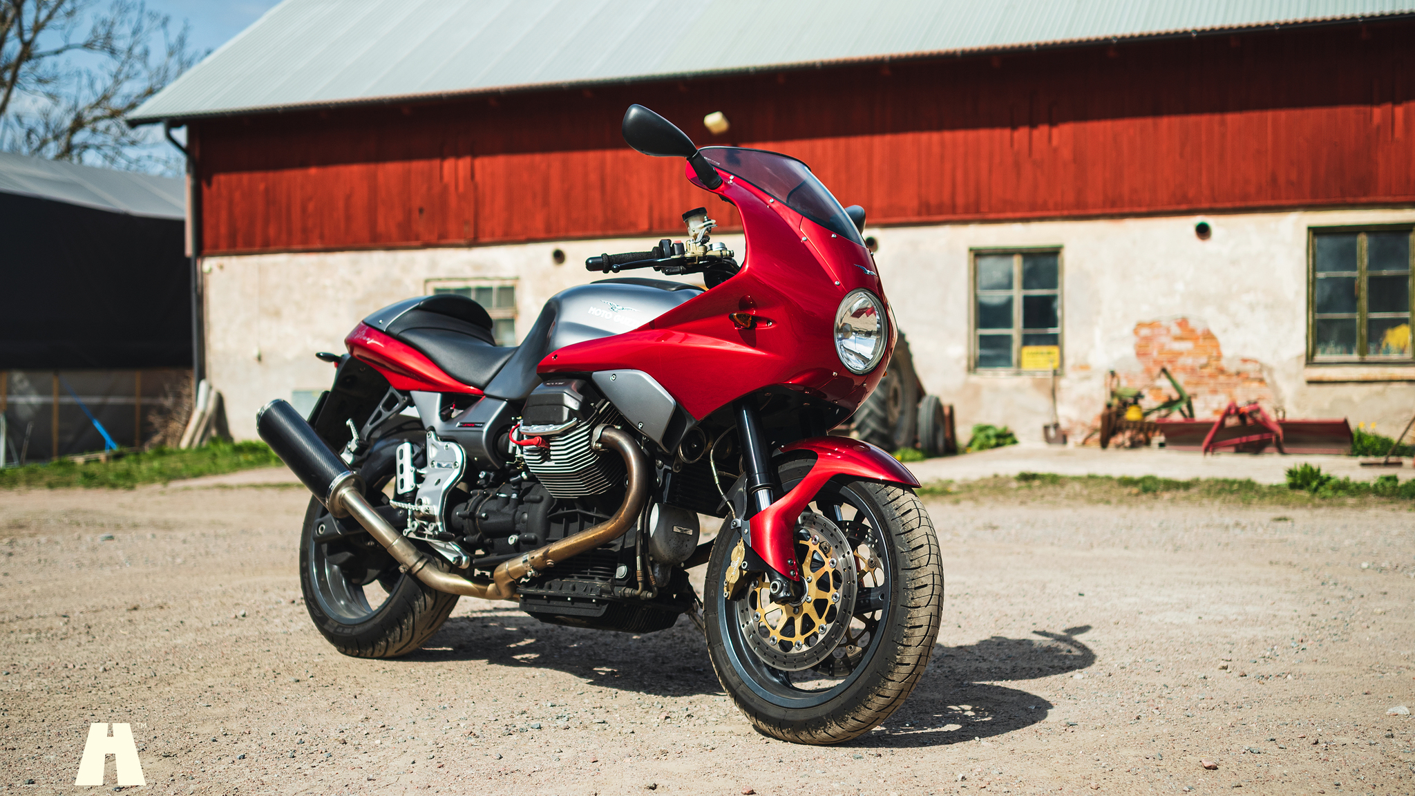 Aussenfoto 2002 Moto Guzzi V11 Le Mans (4)