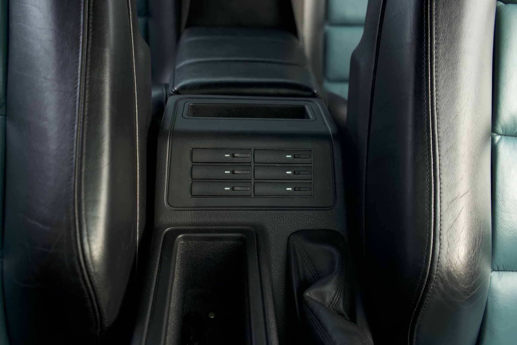 Interiörbild 1992 BMW 850i 6-speed manual - NO RESERVE