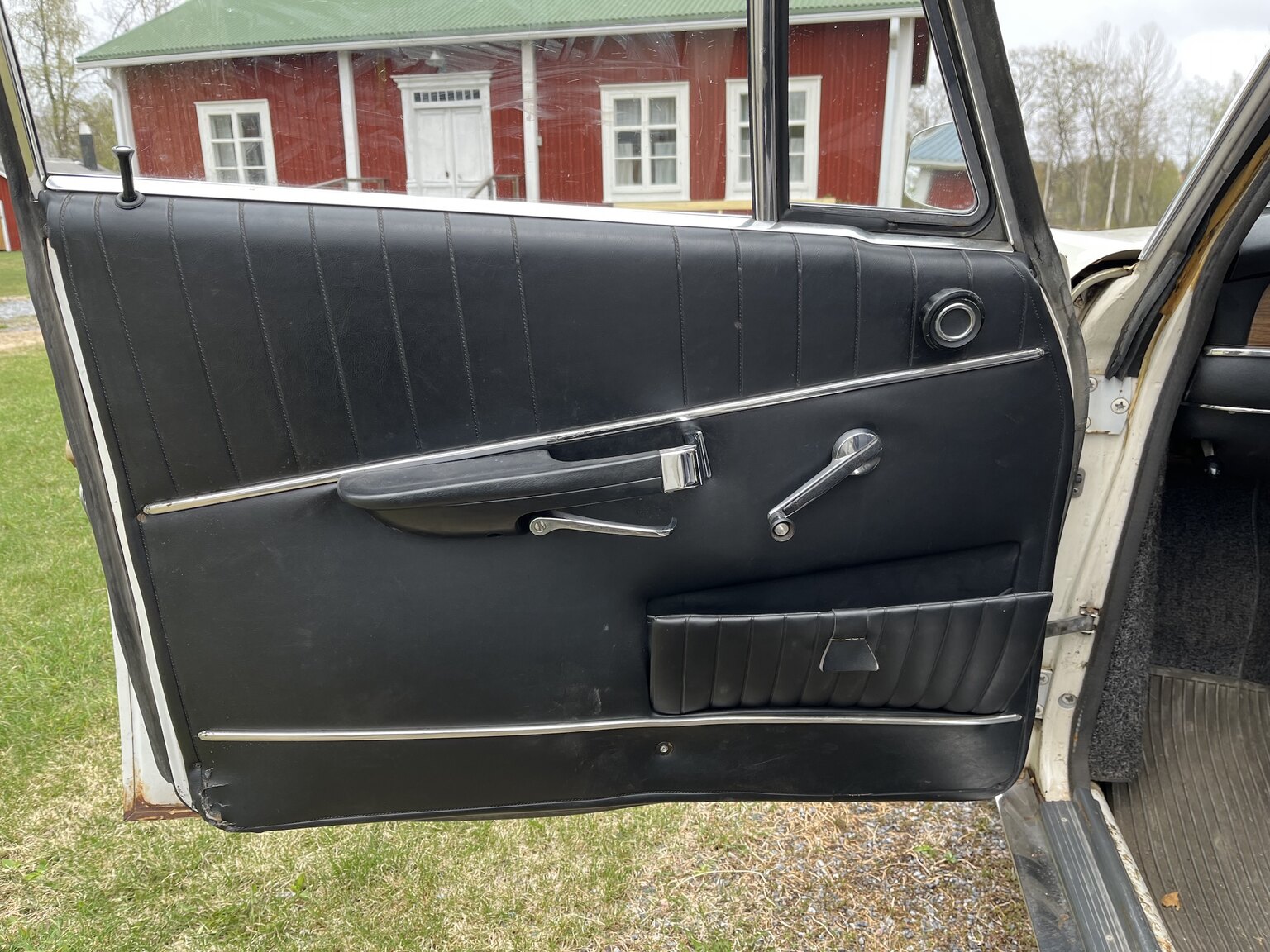 Interior image of 1965 BMW 1800