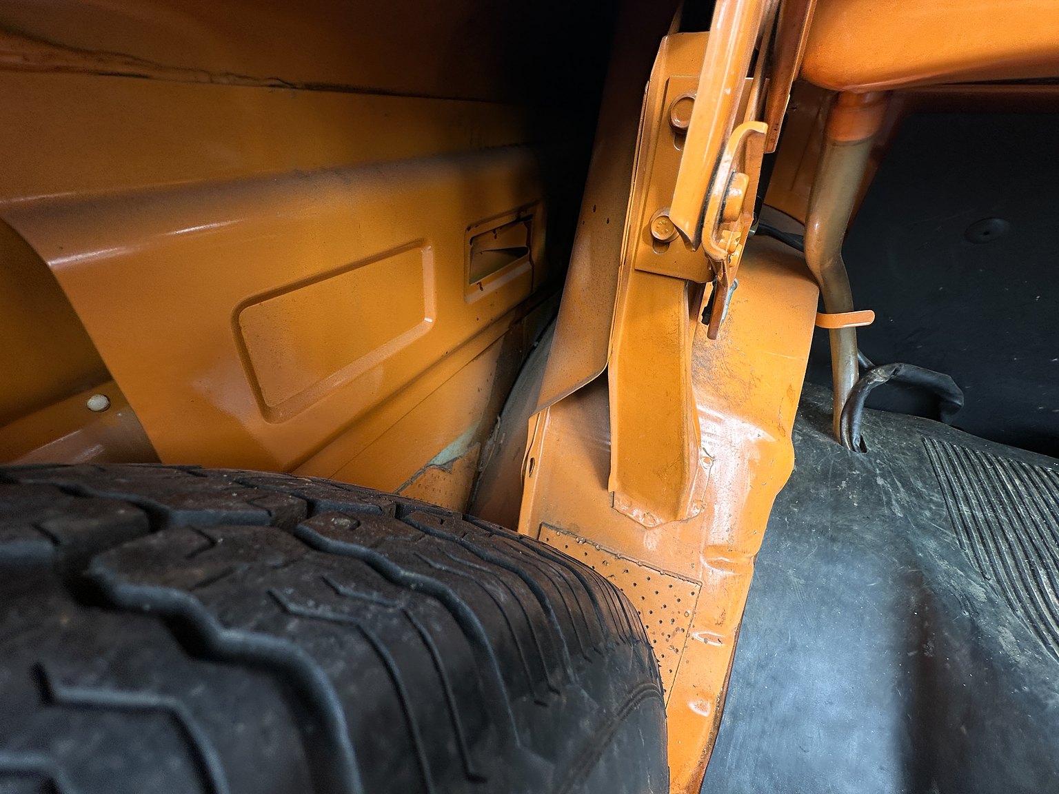 Interior image of 1974 Volvo 142 2.0