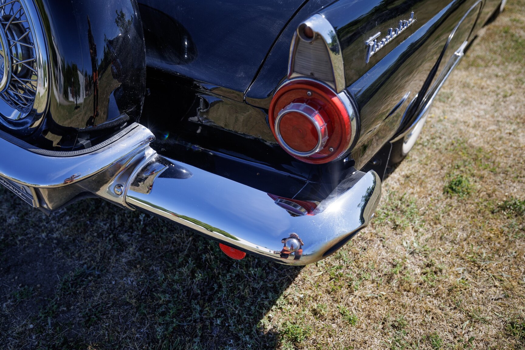 Exterior image of 1956 Ford Thunderbird