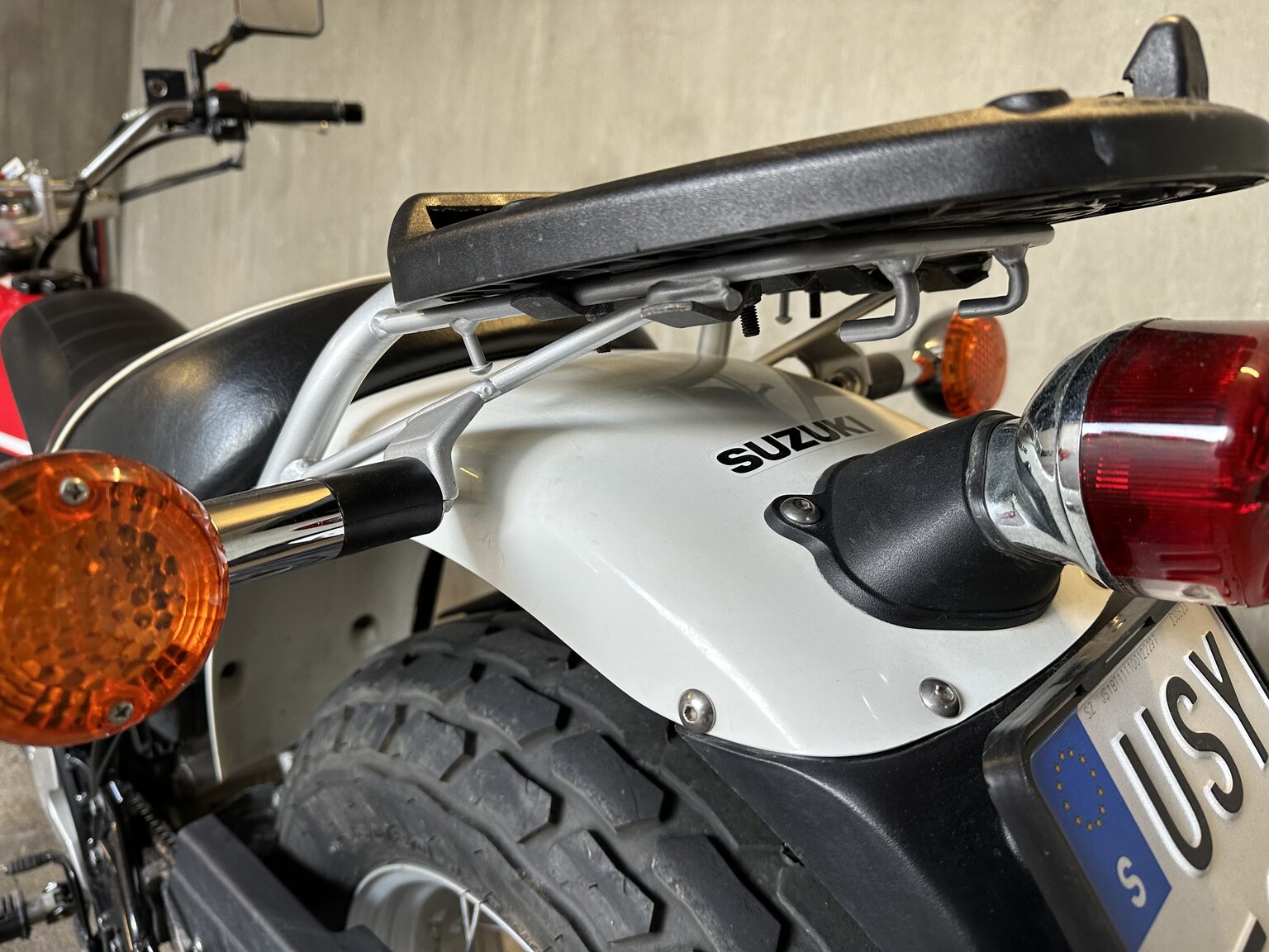 Exterior image of 2013 Suzuki RV125 Van Van