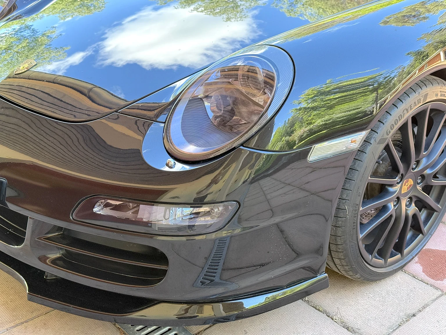 Exteriörbild på 2008 Porsche 911 Carrera 4 (28)