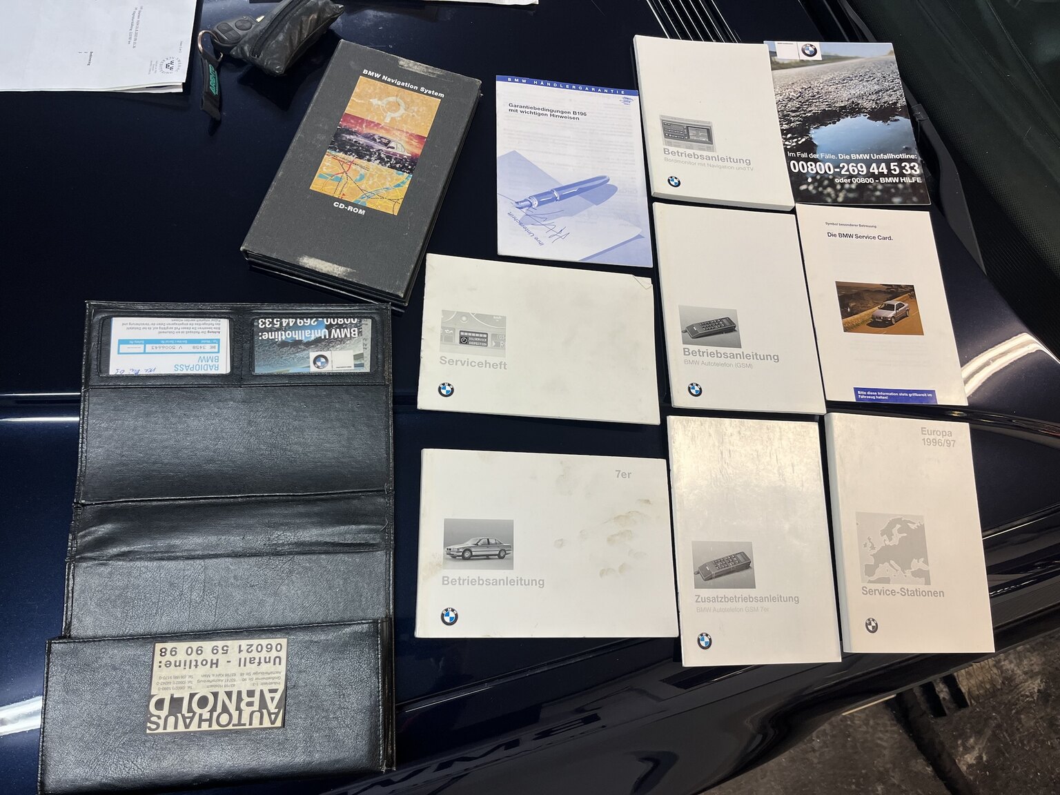 Dokumentation för 1996 BMW 750IA