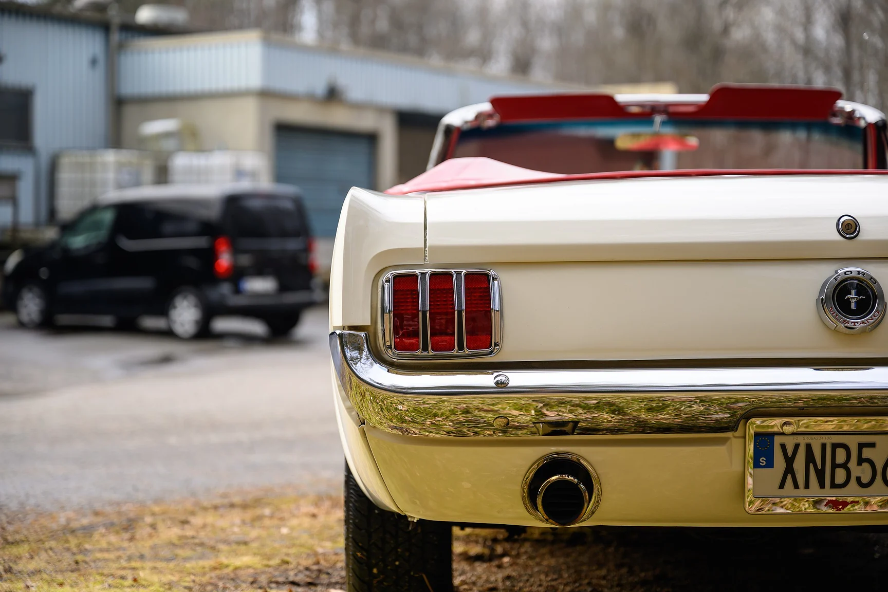 Exteriörbild på 1965 Ford Mustang GT Convertible (91)