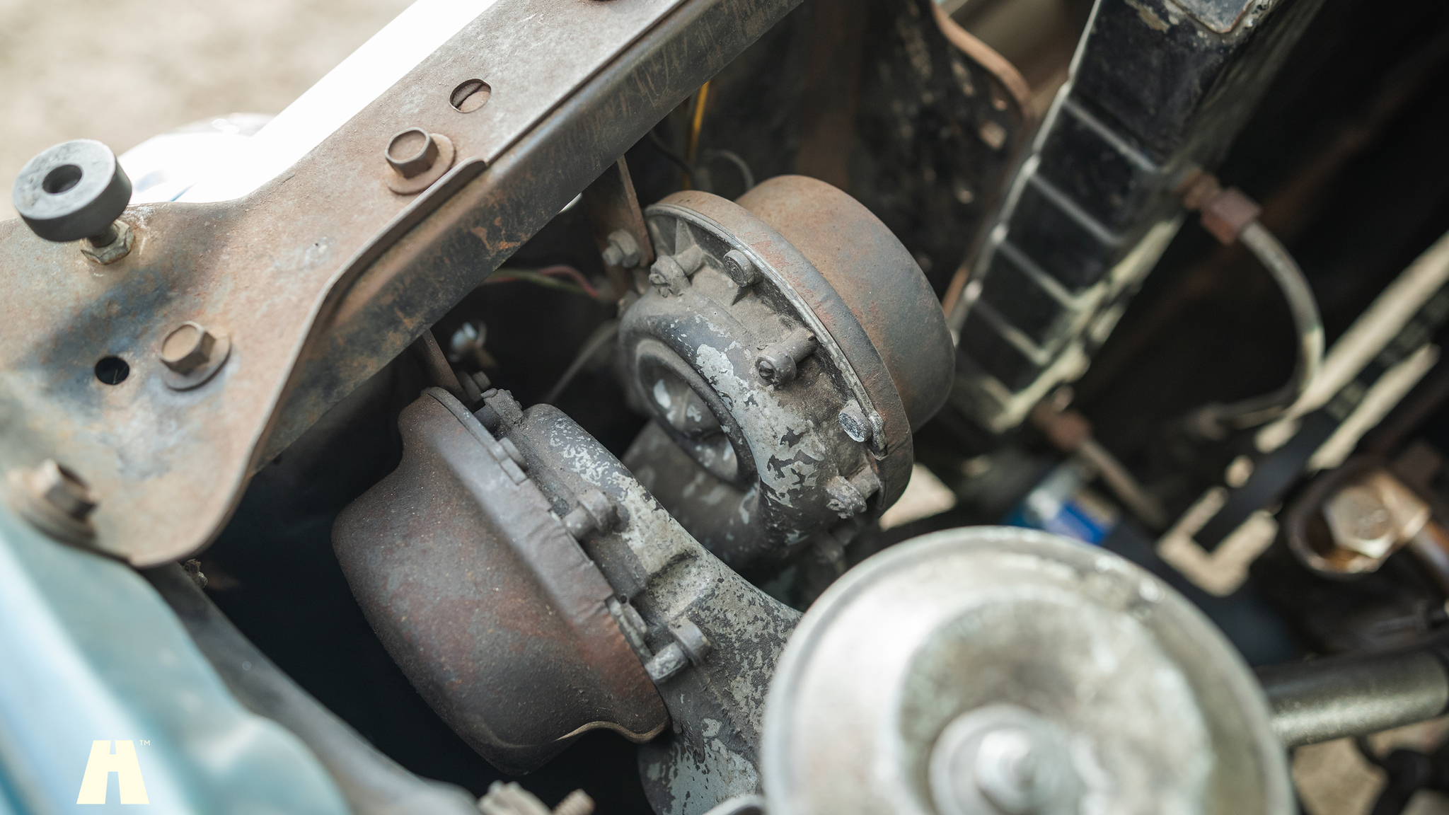 Image of 1963 Mercury Monterey Custom 4-door (29) mechanics