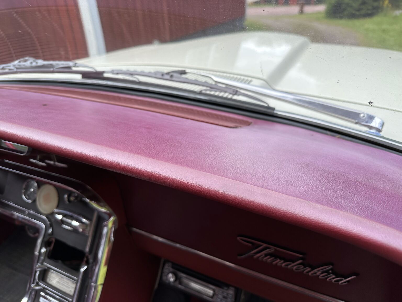 Innenraumfoto von 1965 Ford Thunderbird Hardtop 6.4 (35)