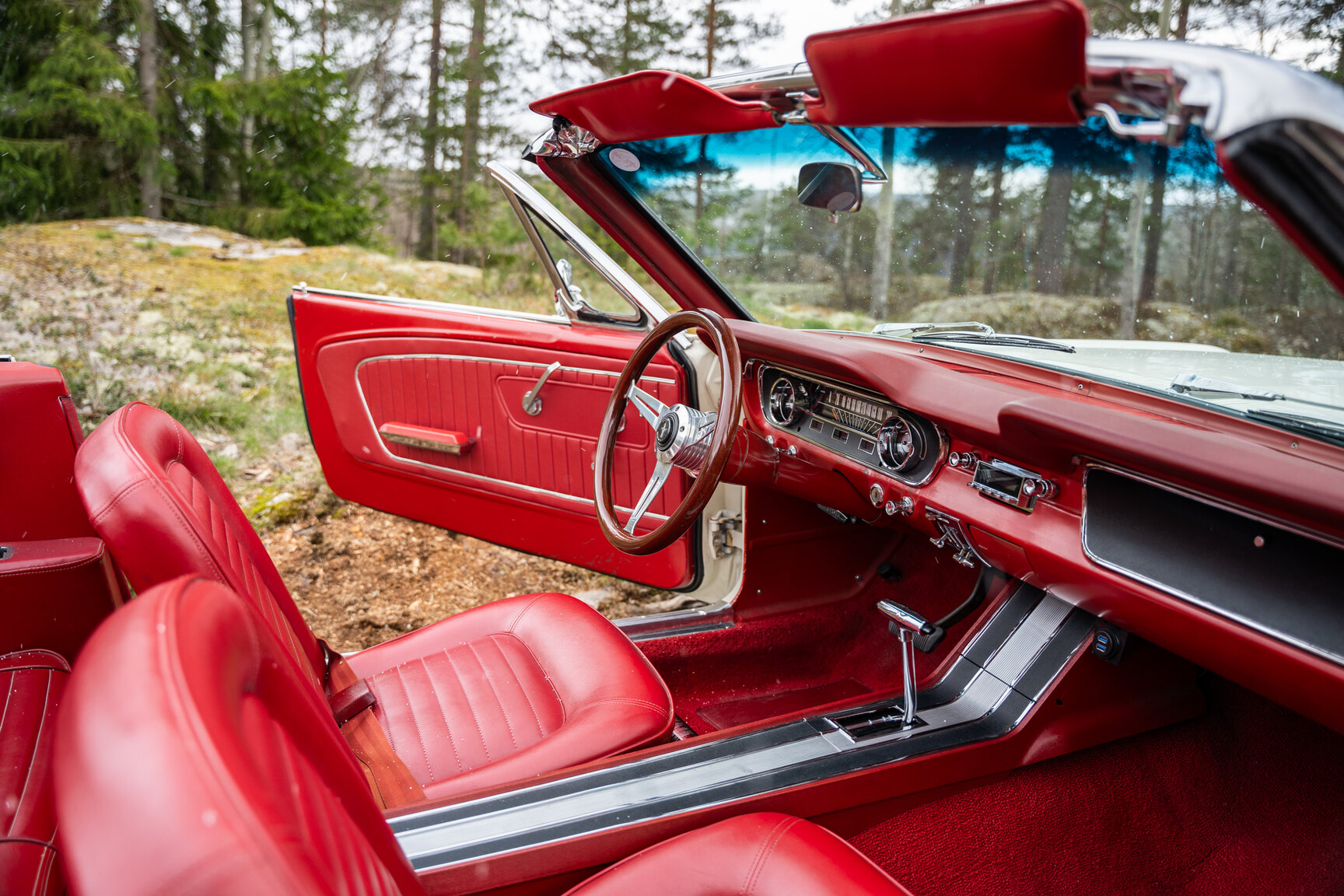 Innenraumfoto von 1965 Ford Mustang Cabriolet (15)