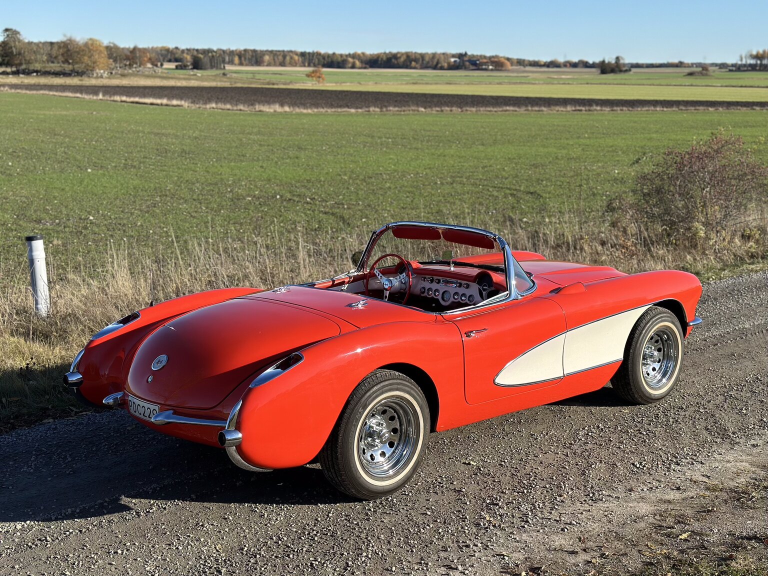 Exteriörbild på 1956 Chevrolet Corvette 