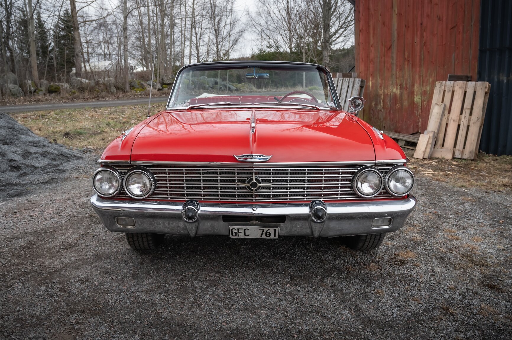 Exteriörbild på 1962 Ford Galaxie 500 Sunliner