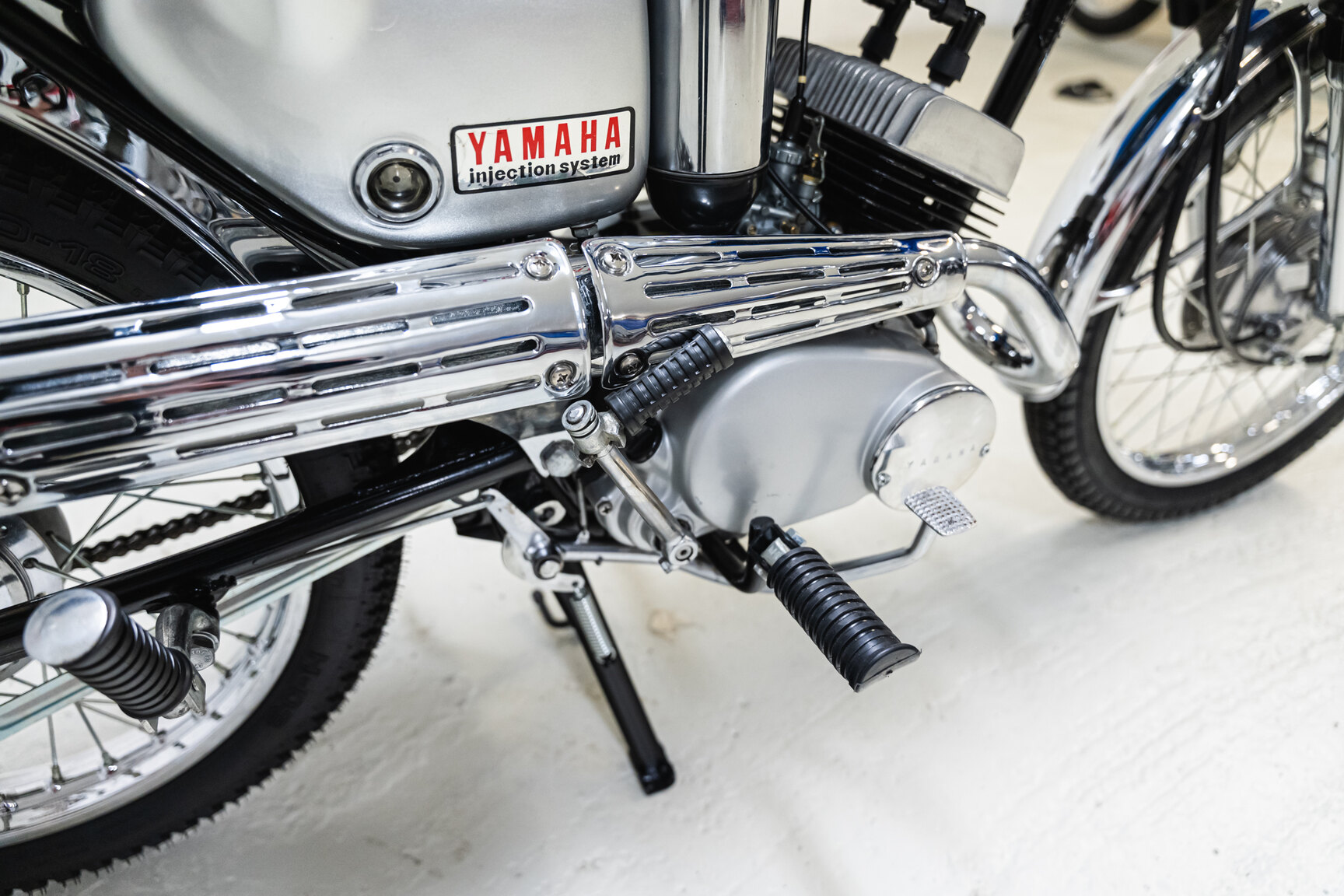 Image of 1969 Yamaha AS1C mechanics