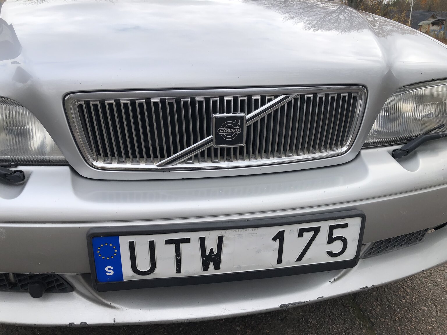 Exteriörbild på 1998 Volvo V70 R AWD