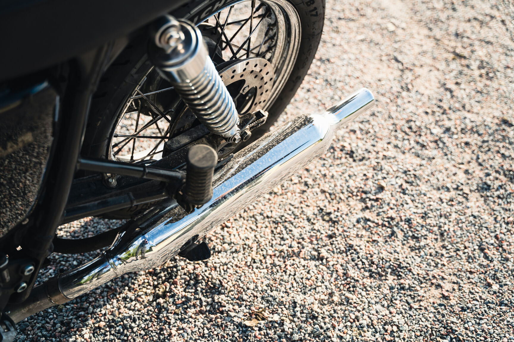 Exterior image of 2007 Triumph Bonneville MH (35)