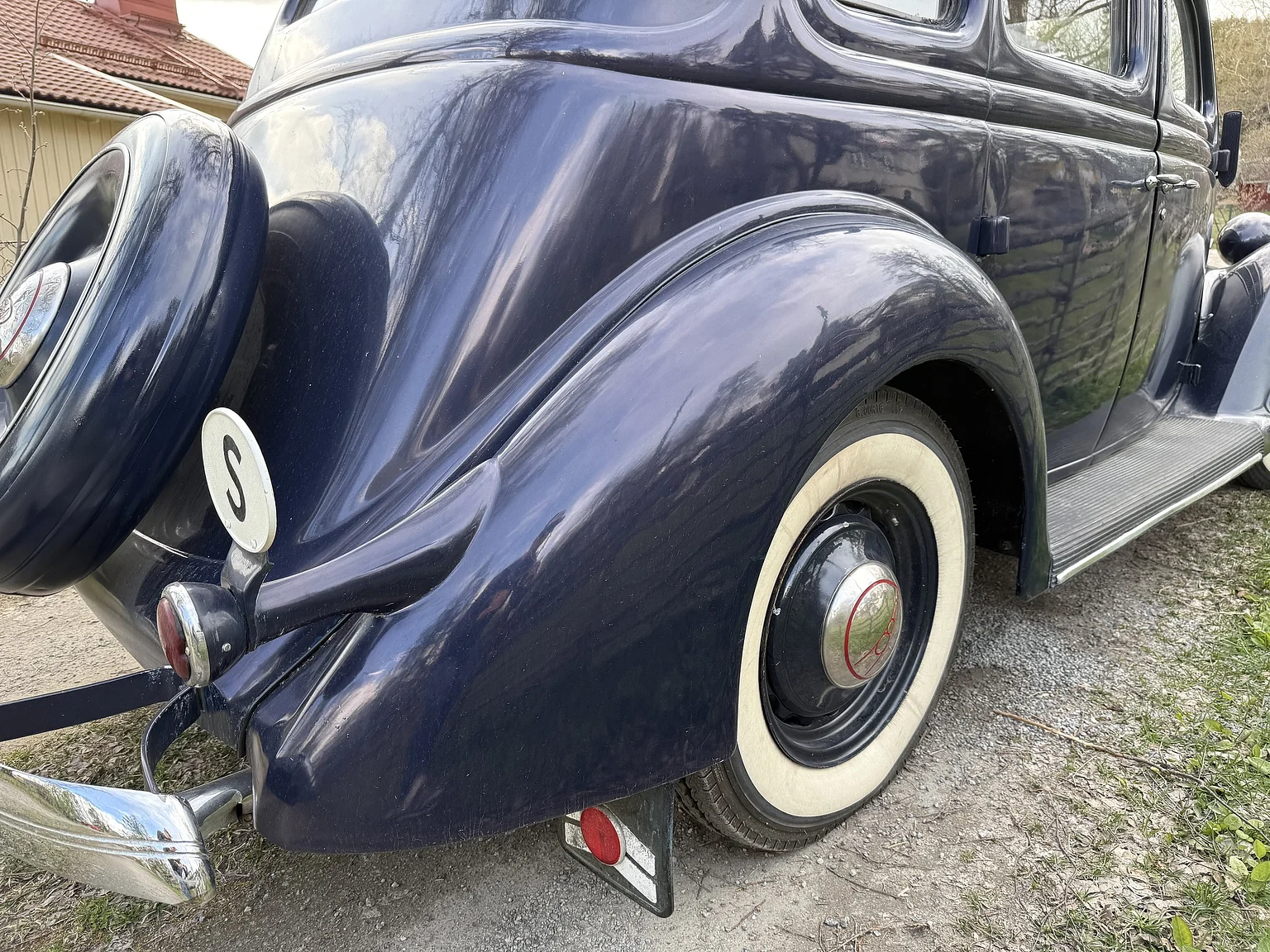 Aussenfoto 1936 Ford 214A Fordor (40)