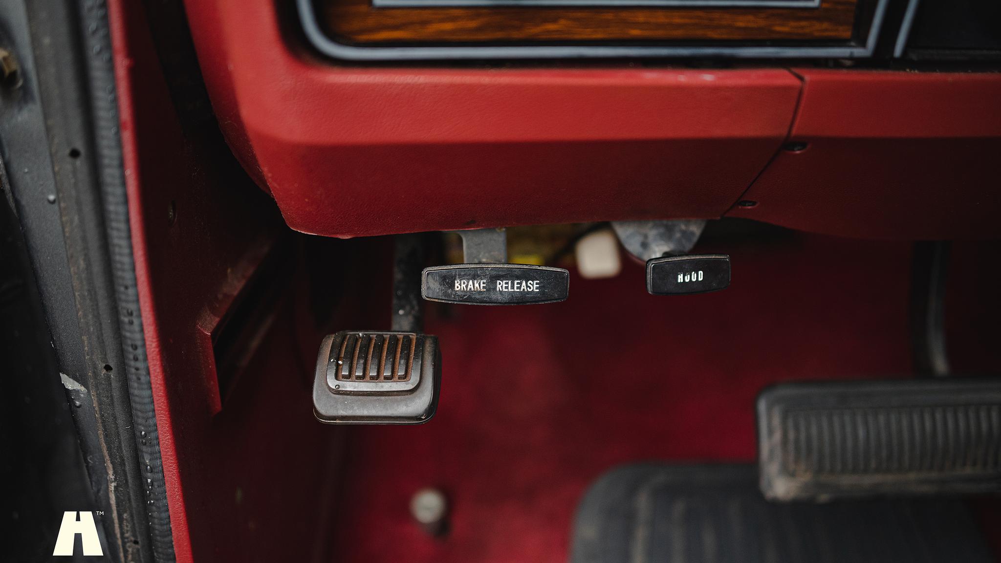 Interior image of 1986 Dodge Ramcharger