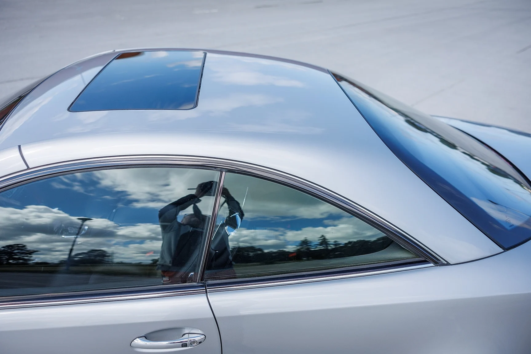 Exteriörbild på 2000 Mercedes-Benz CL 600 (27)