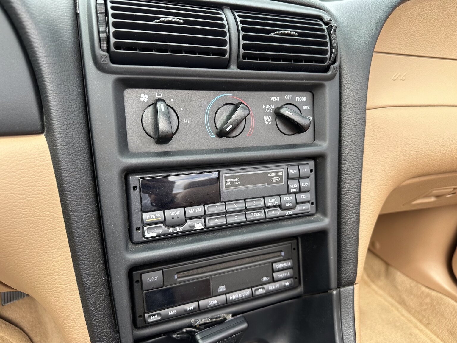 Interior image of 1998 Ford Mustang GT Convertible