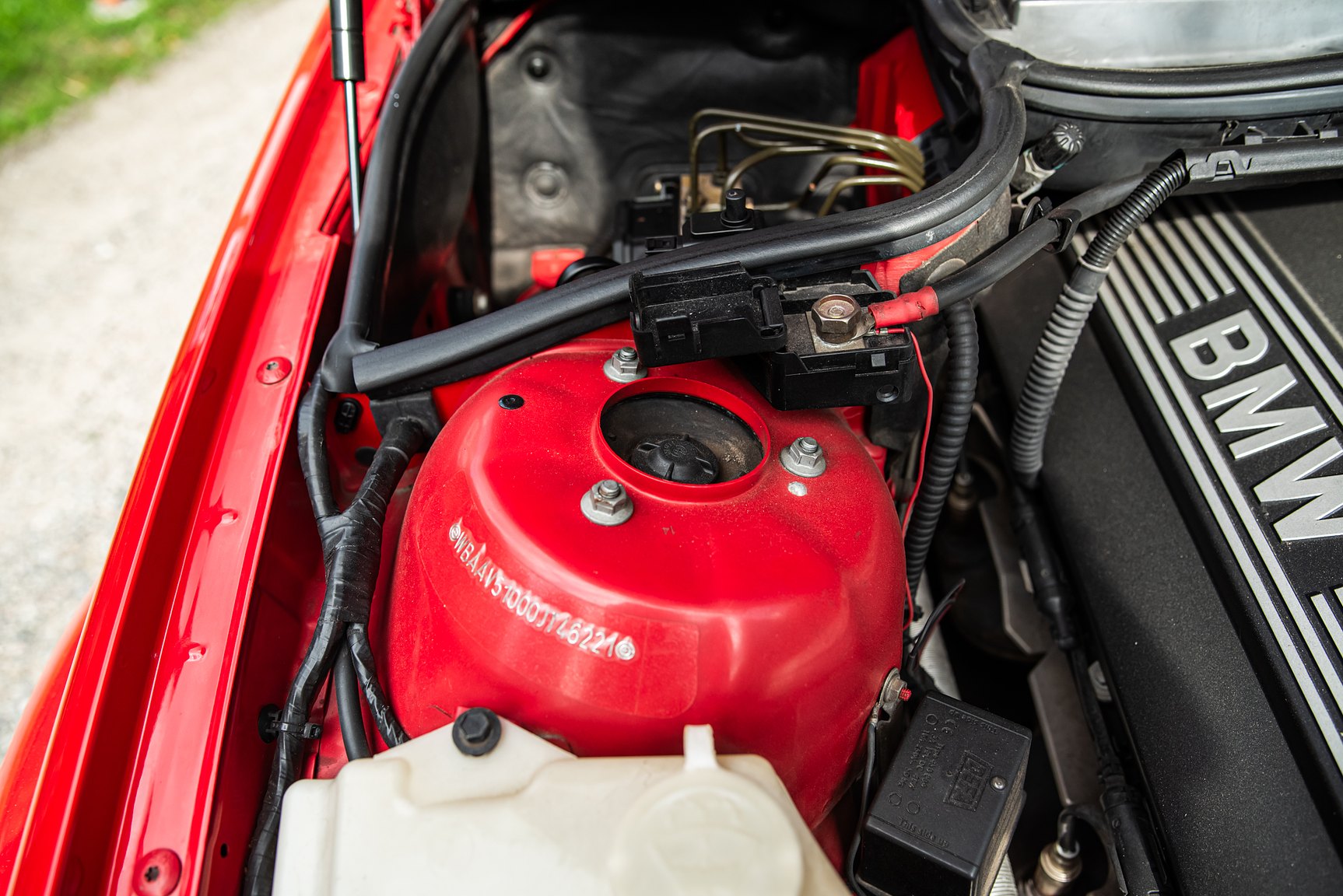 Image of 2001 BMW 330Xi mechanics
