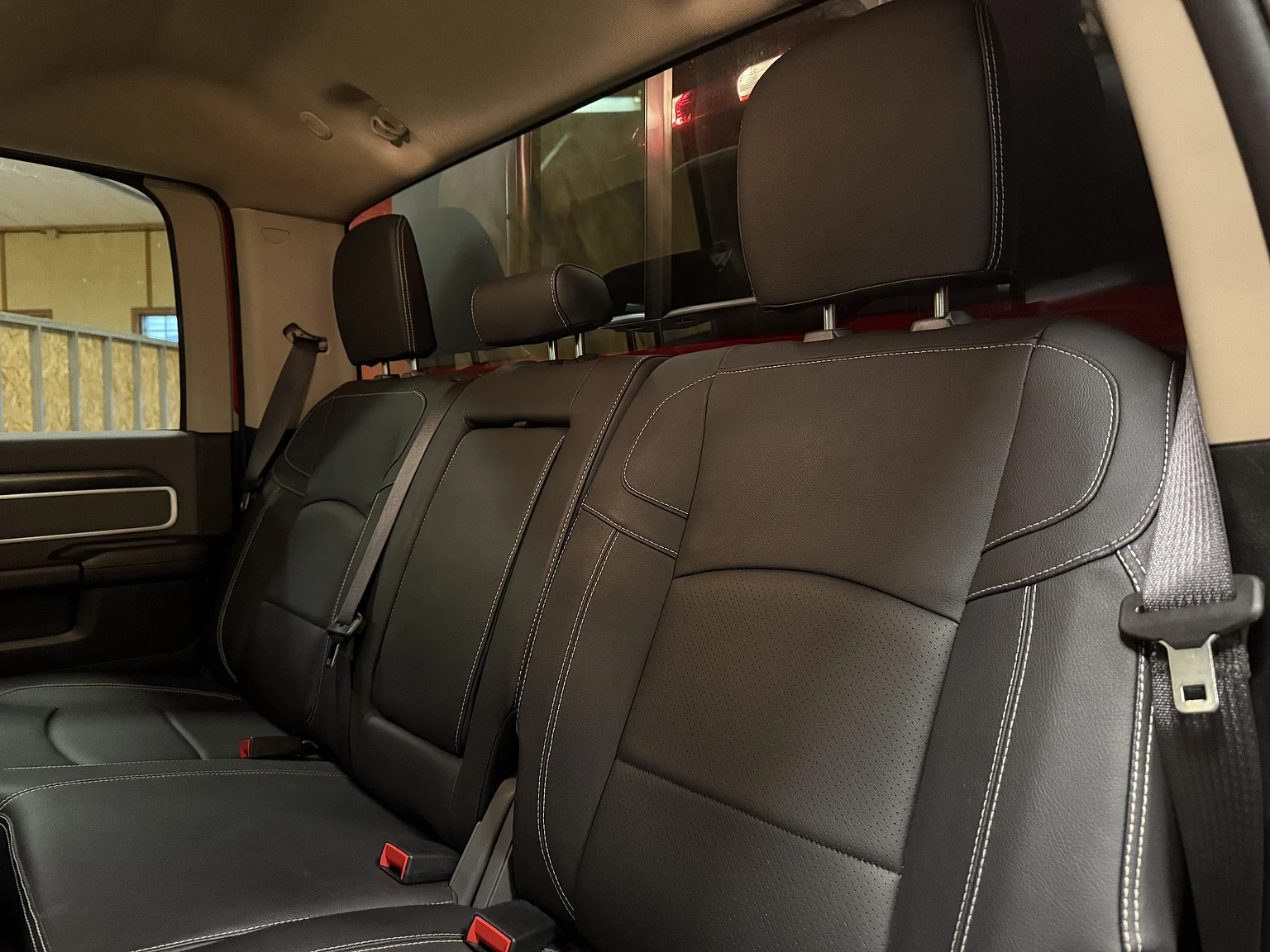 Interiörbild 2020 Dodge Ram 2500 Overland (29)