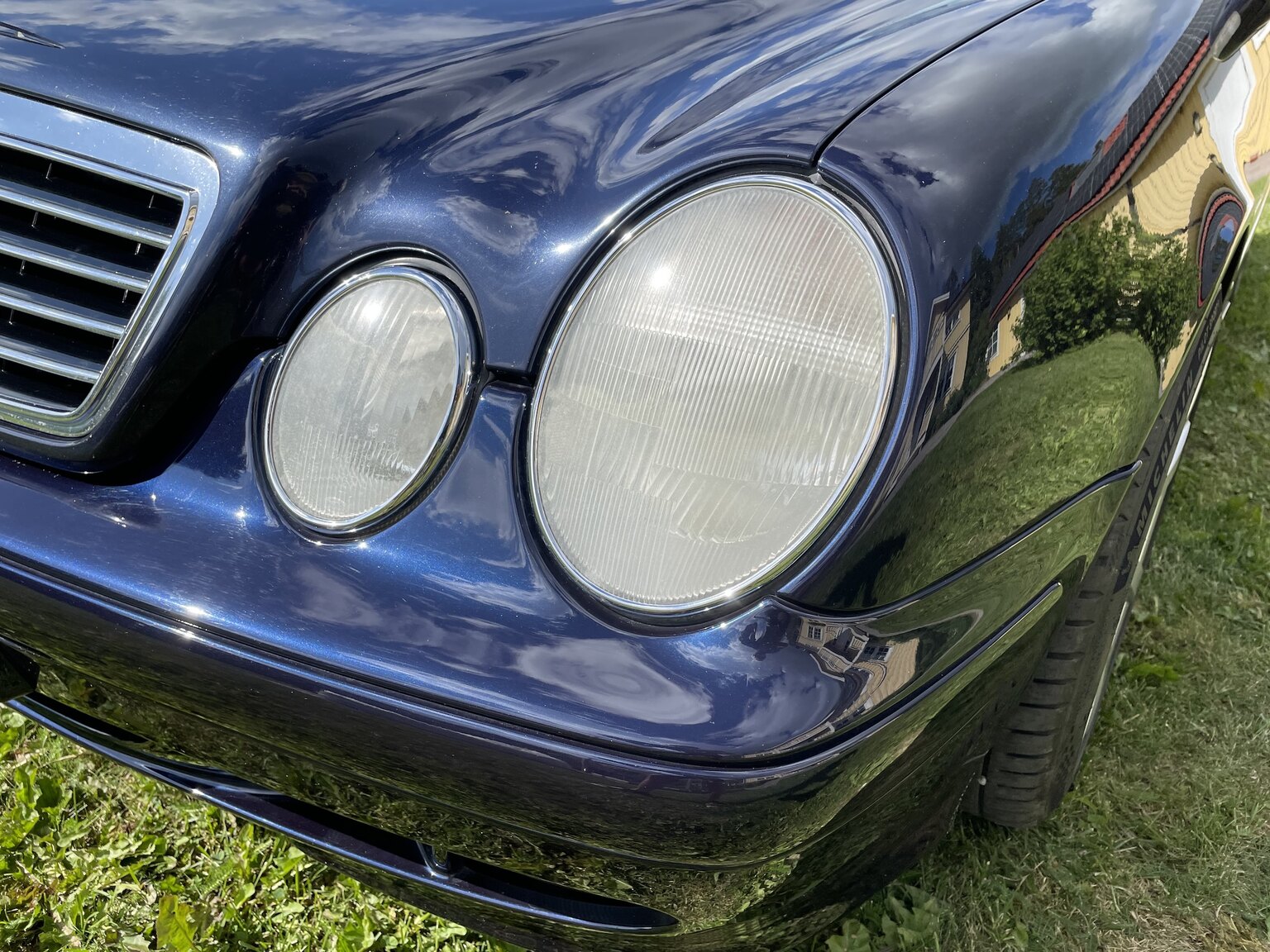 Exteriörbild på 2001 Mercedes-Benz CLK 230 Kompressor