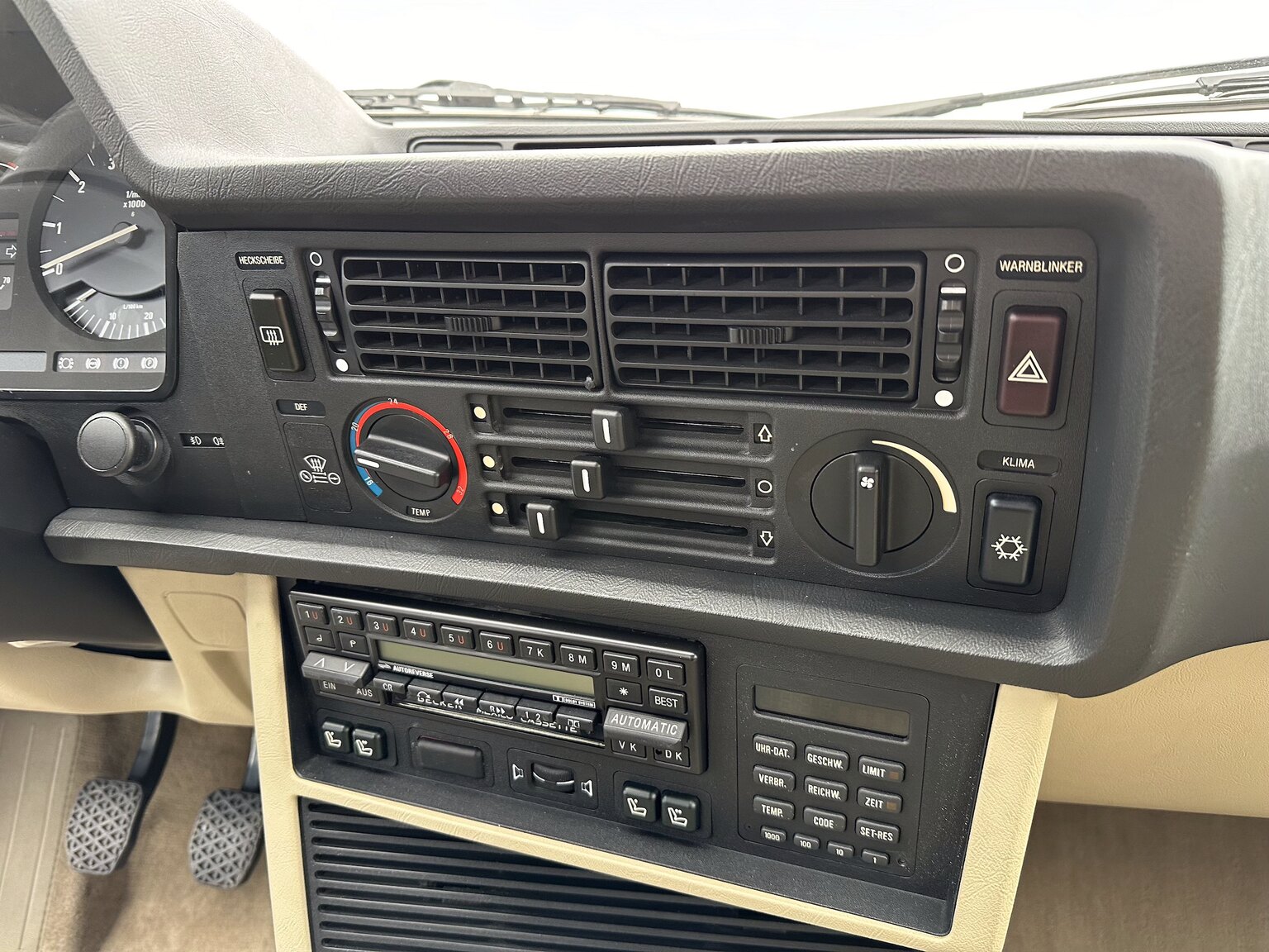 Interiörbild 1986 BMW 635CSi