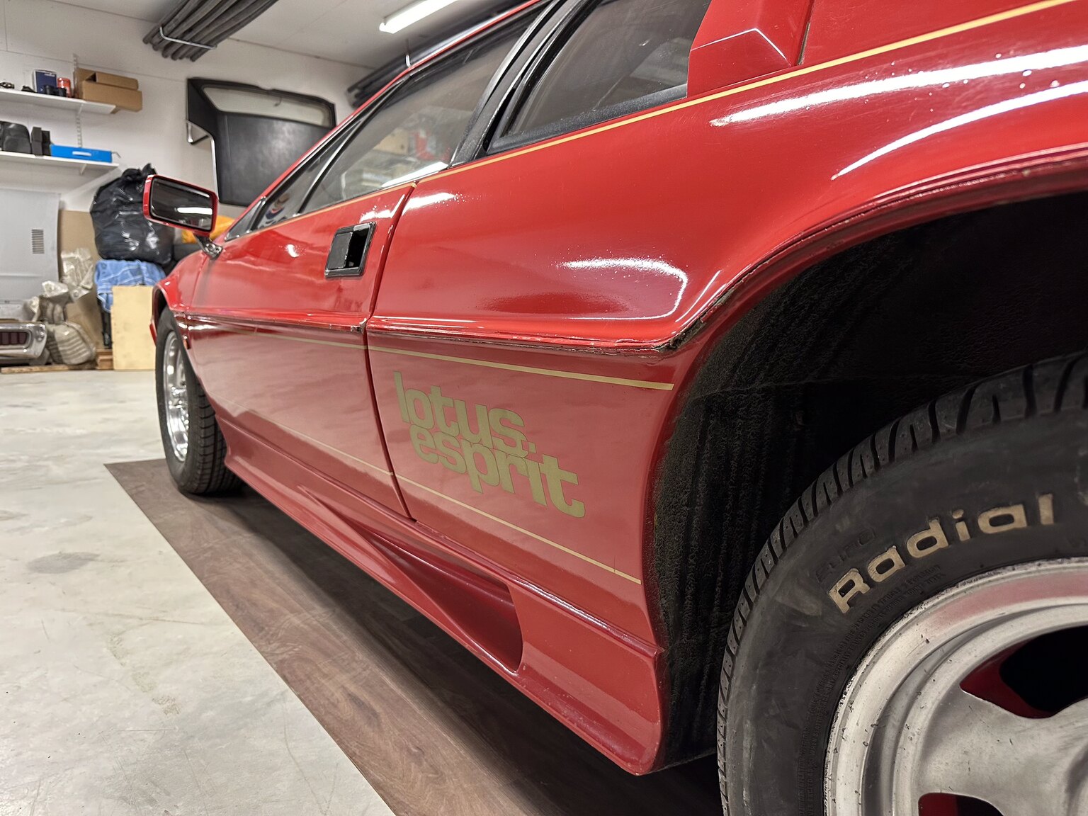 Exteriörbild på 1977 Lotus Esprit S1