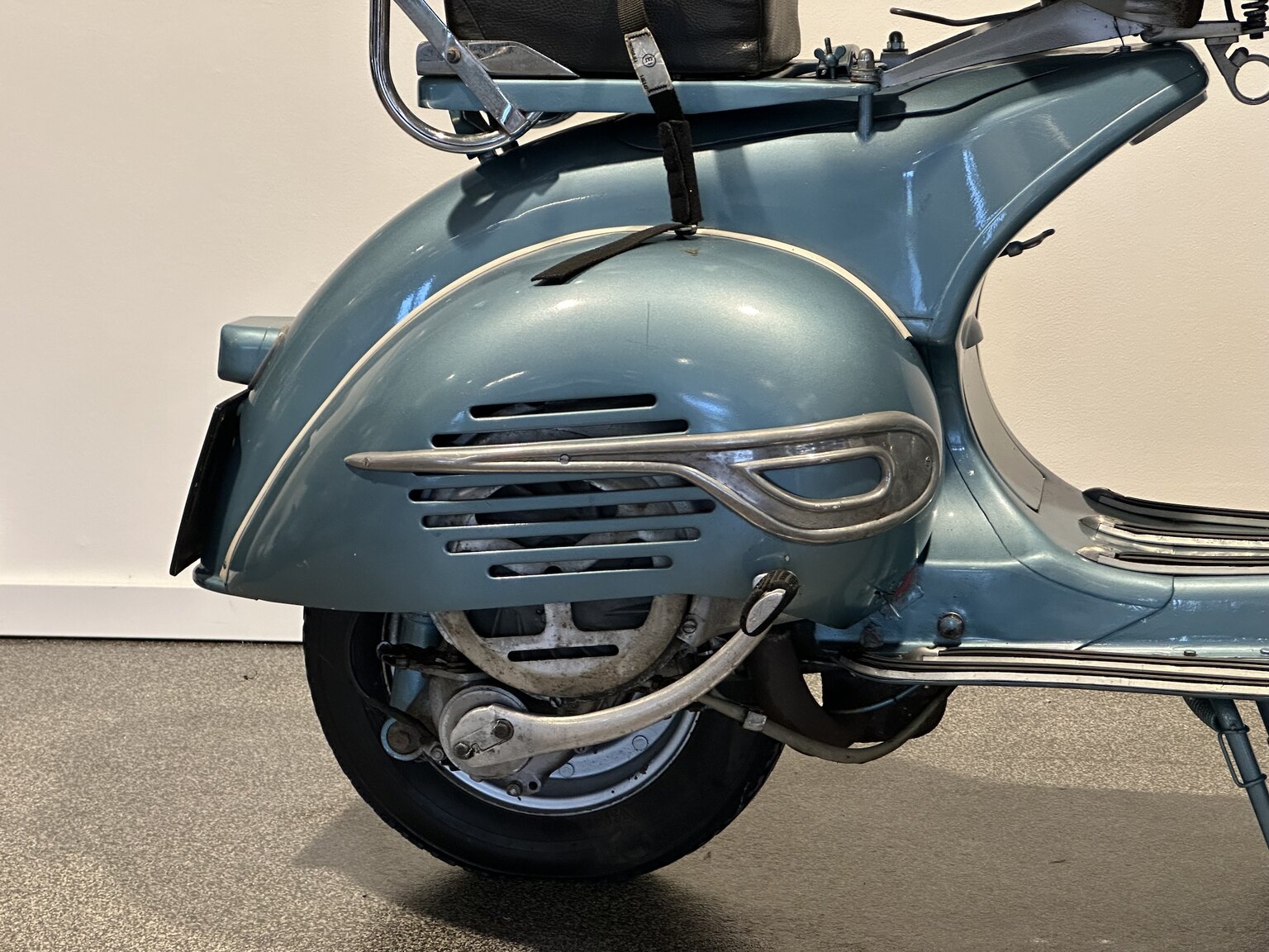 Aussenfoto 1959 Vespa Piaggio 150cc Widebody