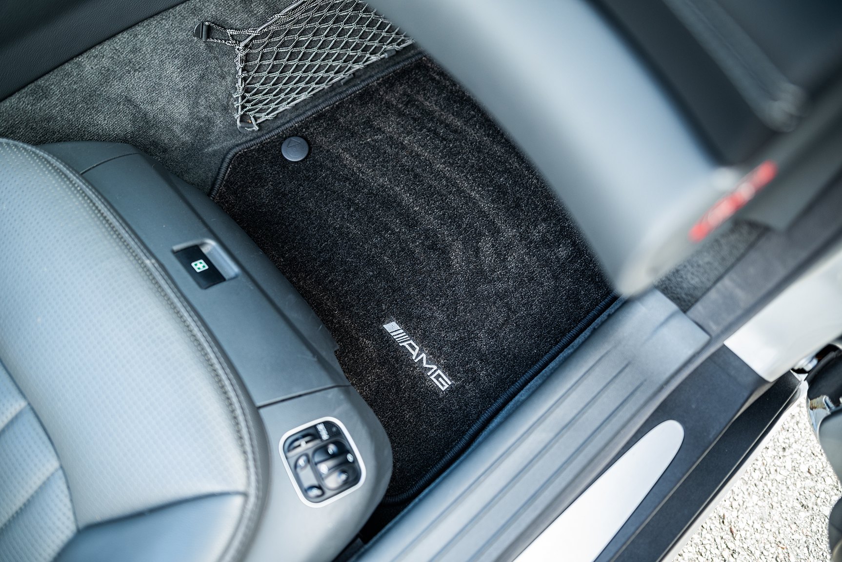 Interior image of 2002 Mercedes SL 55 AMG